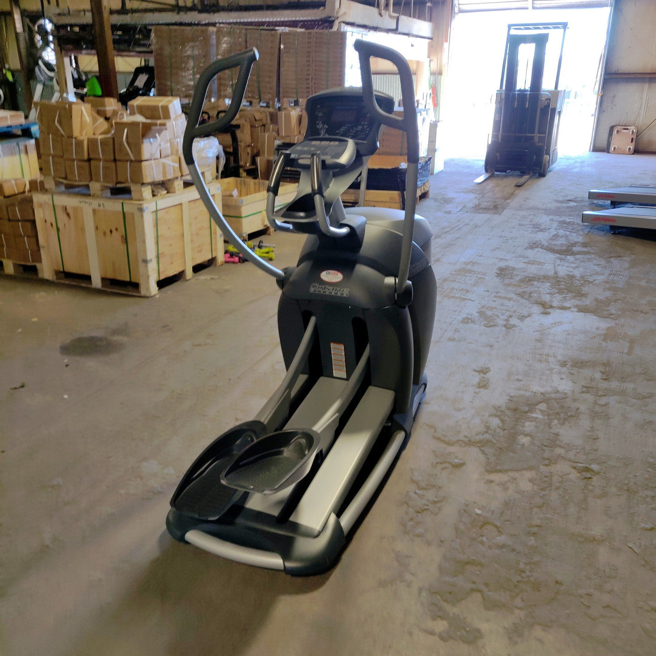 Octane Elliptical Pro 3700C