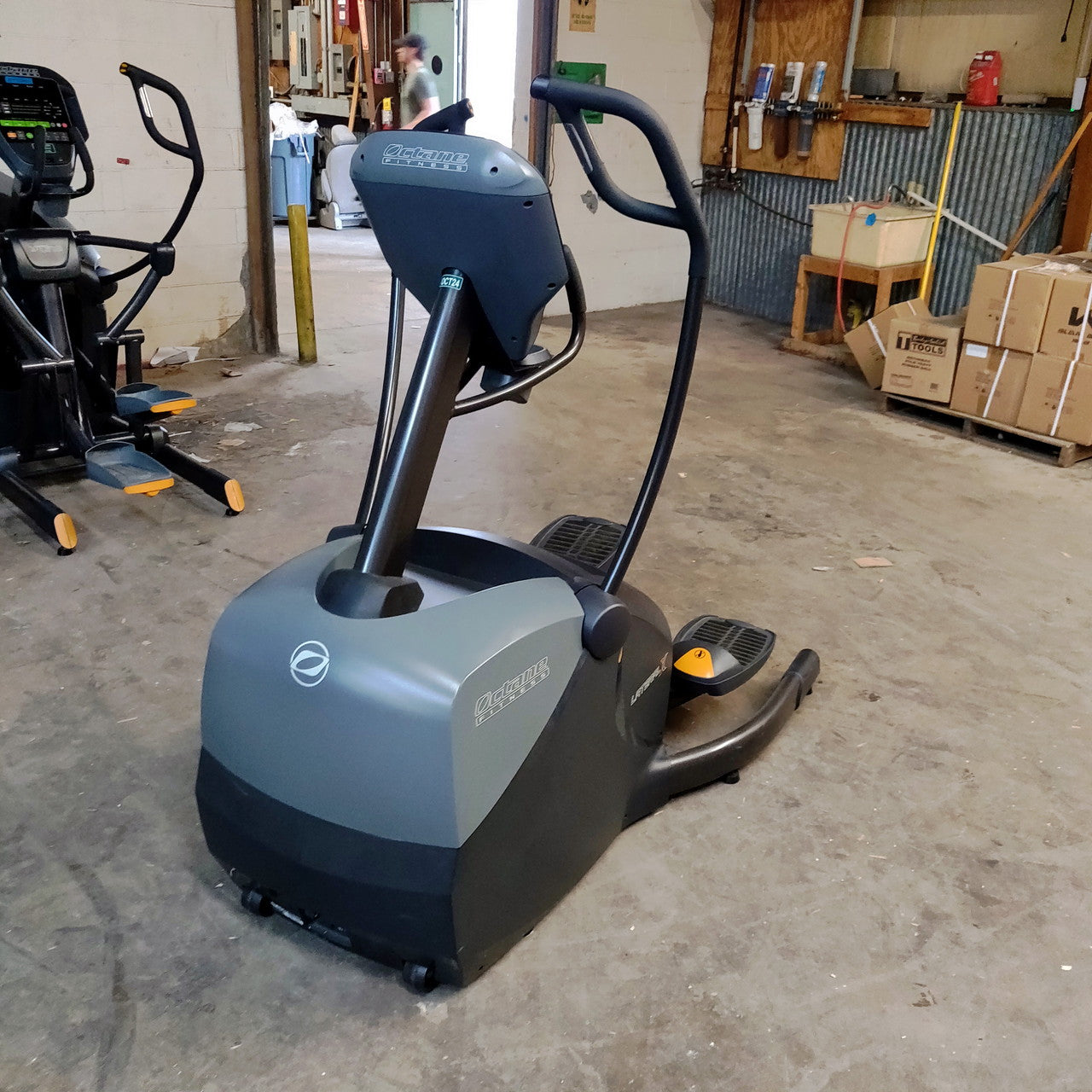 Octane LX8000 Lateral Trainer