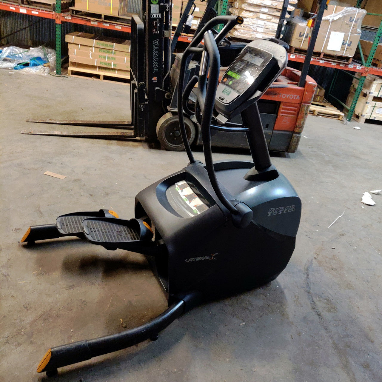 Octane LX8000 Lateral Trainer