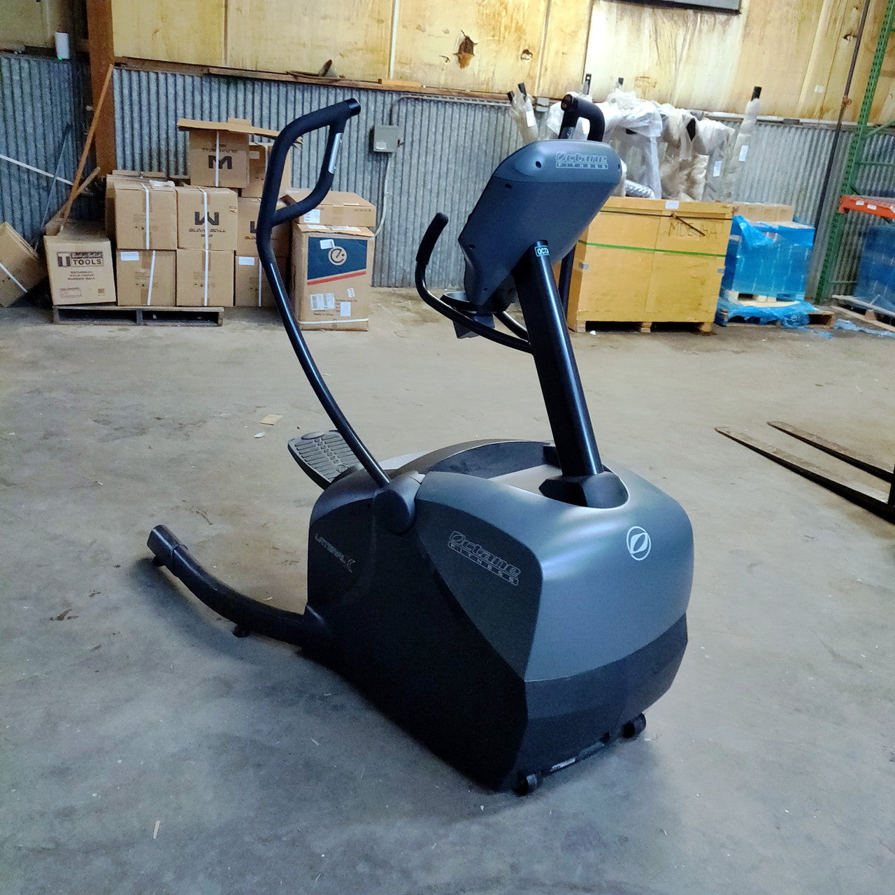 Octane LX8000 Lateral Trainer