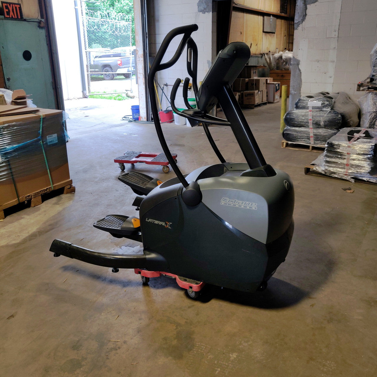 Octane LX8000 Lateral Trainer