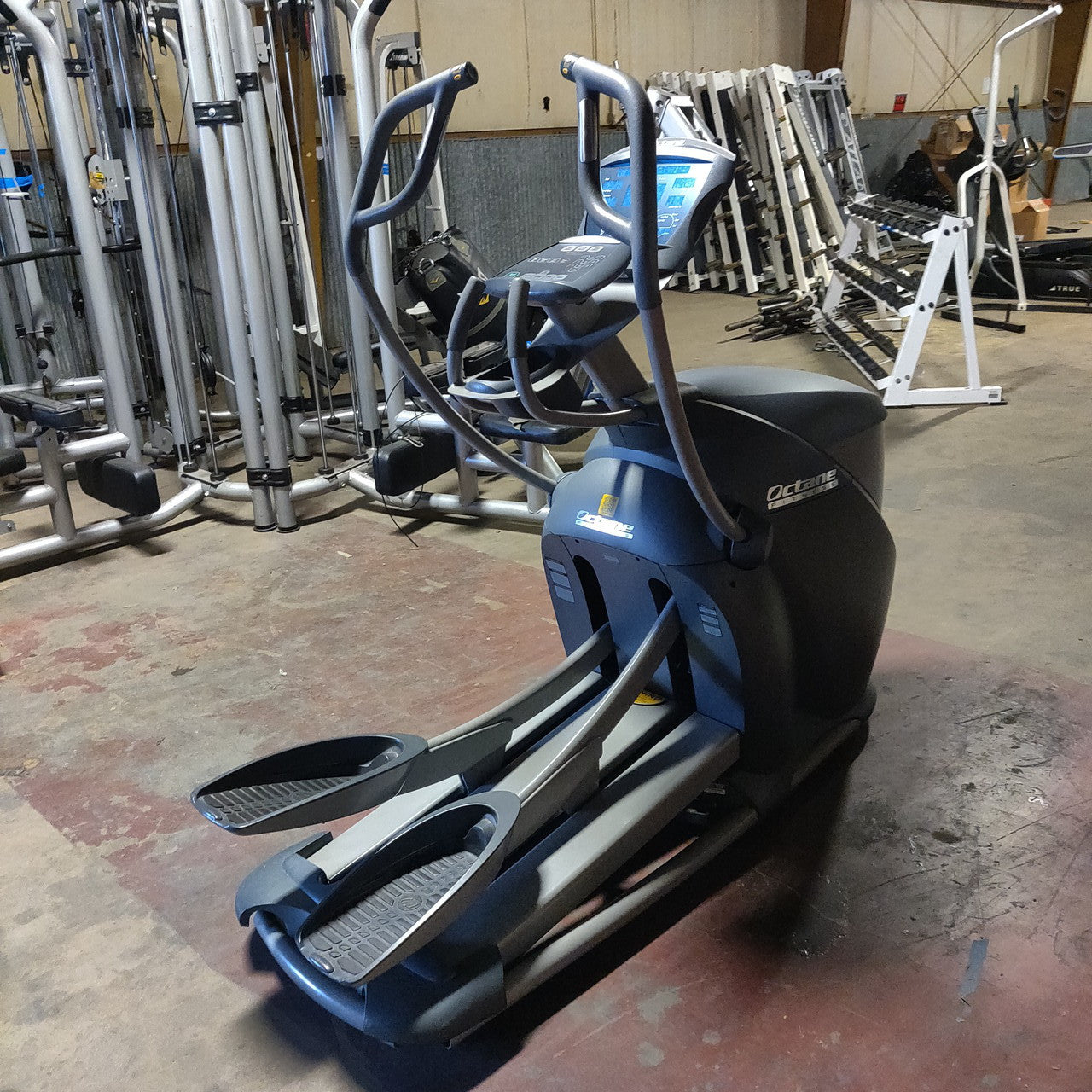 Octane Pro 3700 Elliptical