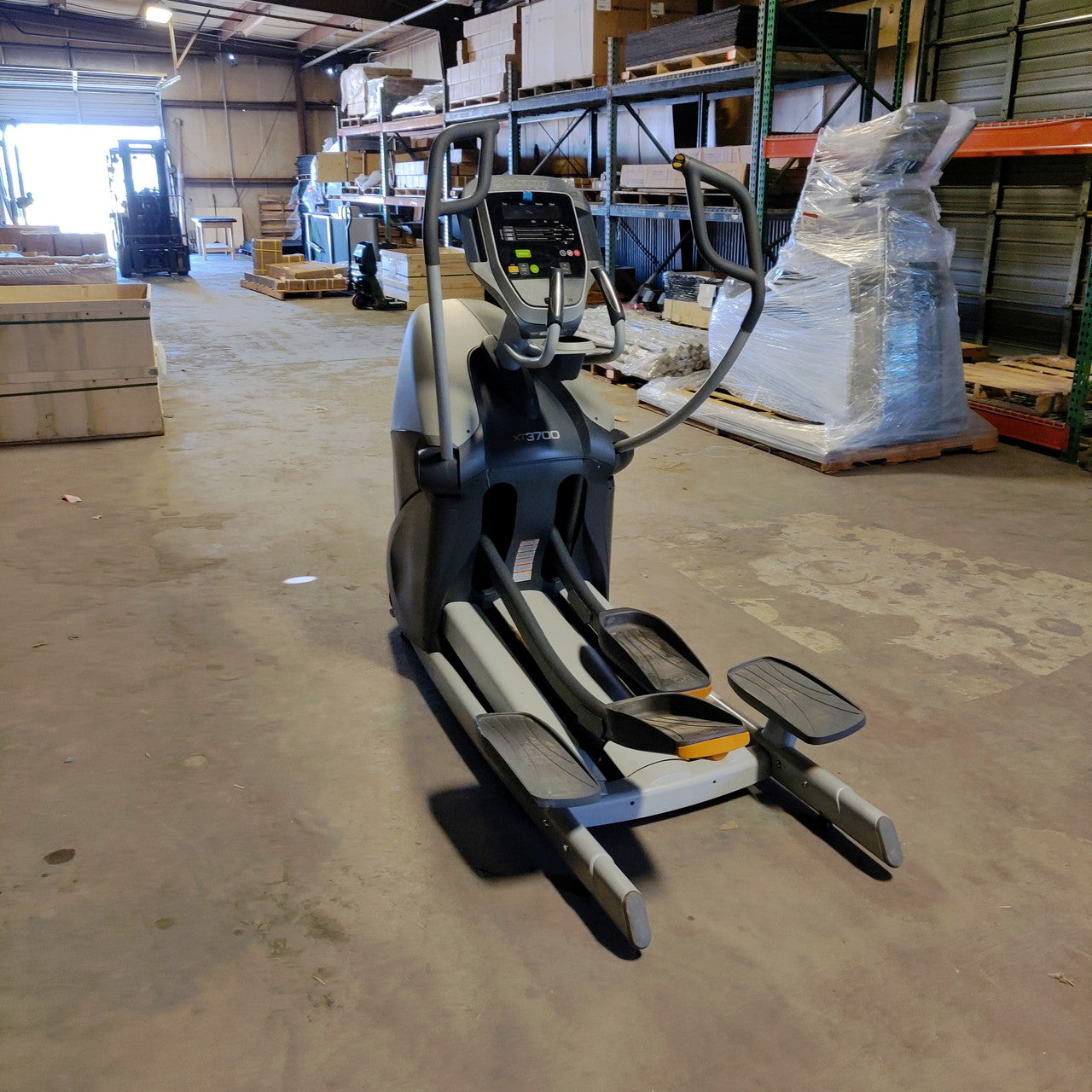 Octane XT3700 Elliptical W/Standard Console