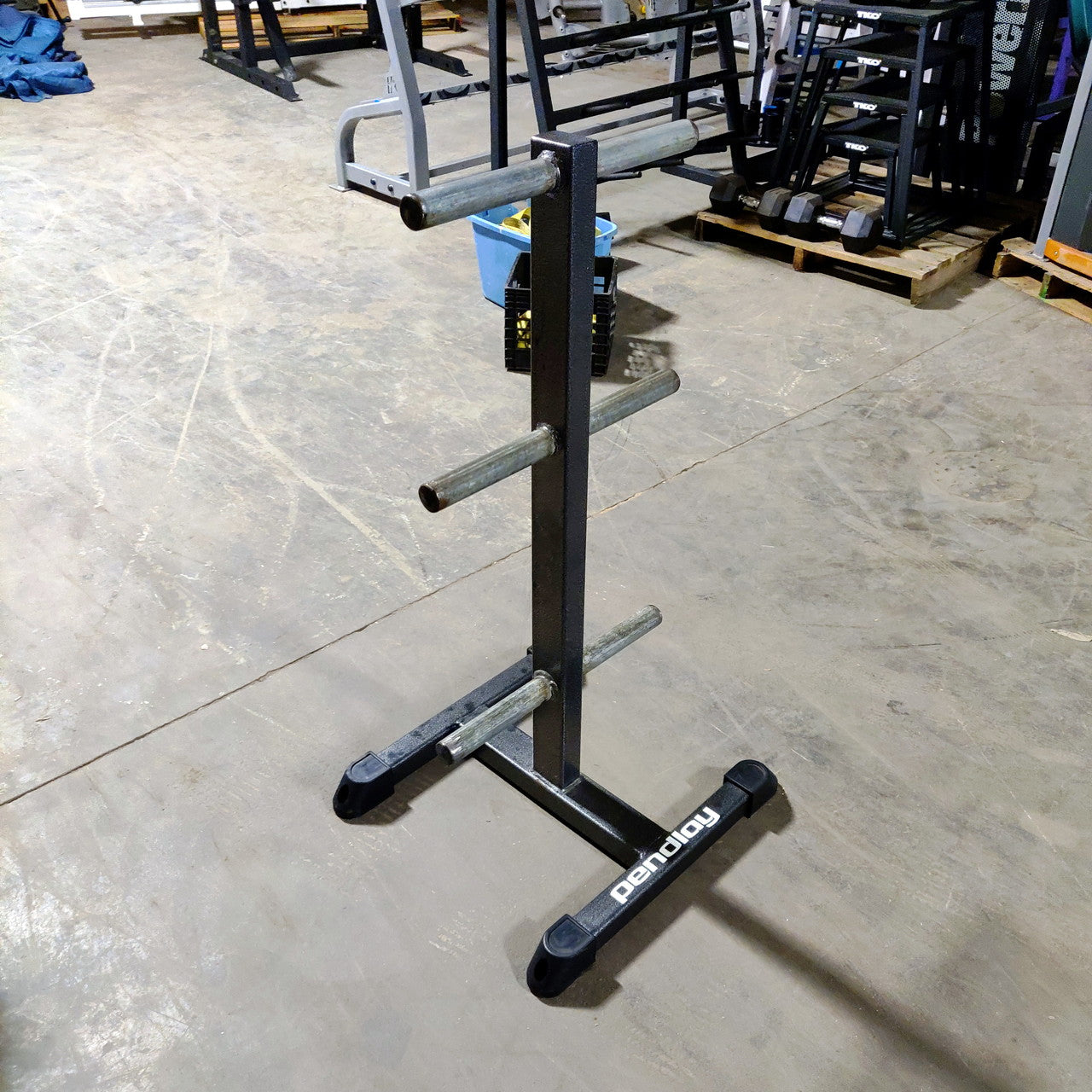 Pendlay Squat Rack T-3 Series Independent Squat Stand – Titan Fitness