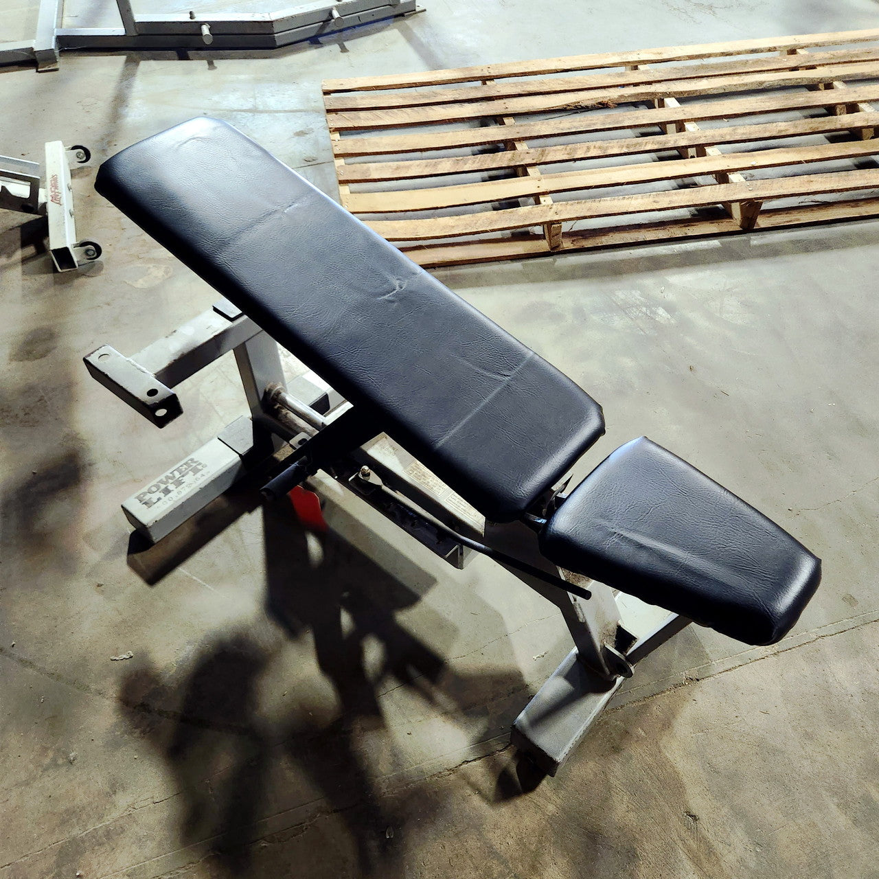 Refurbished Power Lift Fully Adjustable Weight Bench