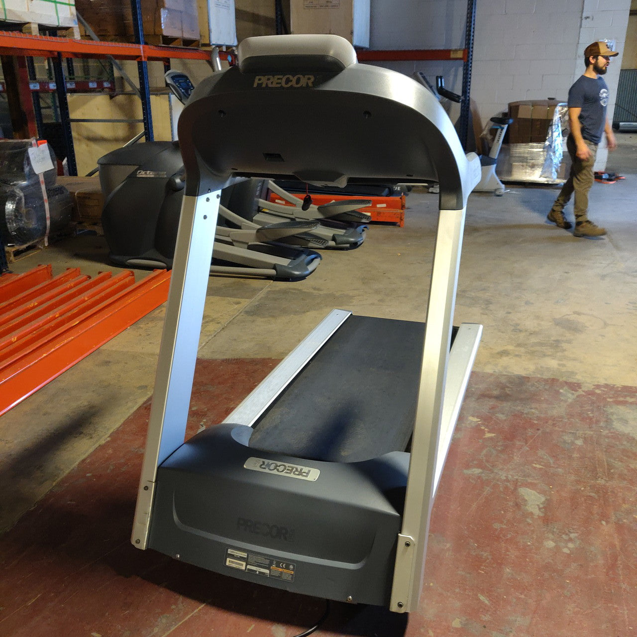 Precor 932i Experience Treadmill