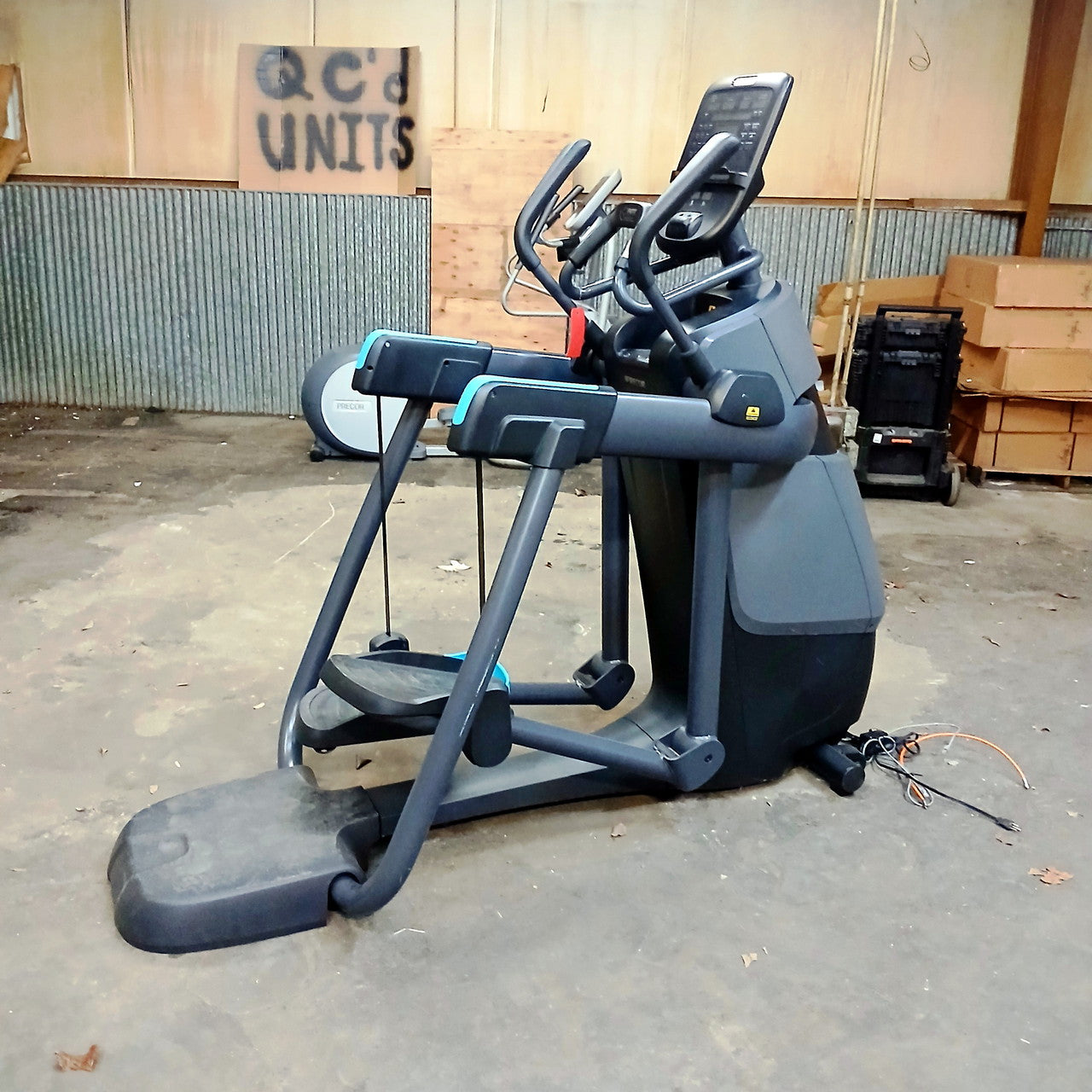 Precor AMT 865 Adaptive Motion Trainer w/Open Stride + w/P31 Console