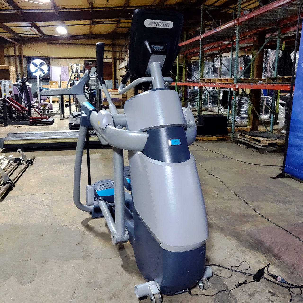 Precor AMT 865 Adaptive Motion Trainer w/ p62 Console