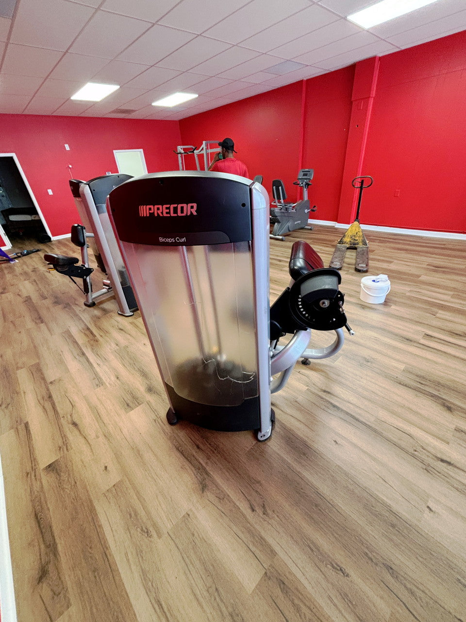 Precor Bicep Curl Machine Discovery Model