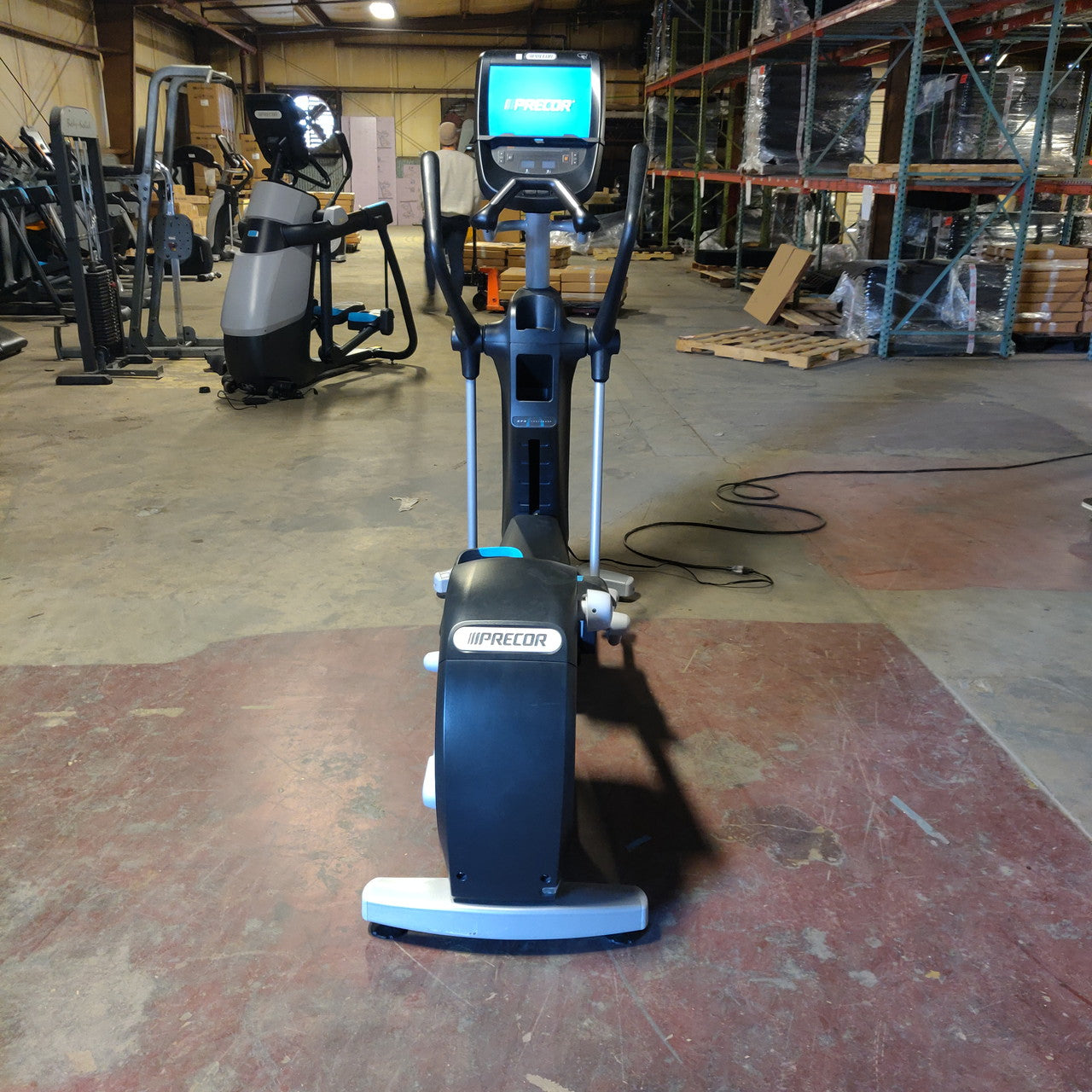 Precor EFX 800-18 Elliptical w/ P82 Console