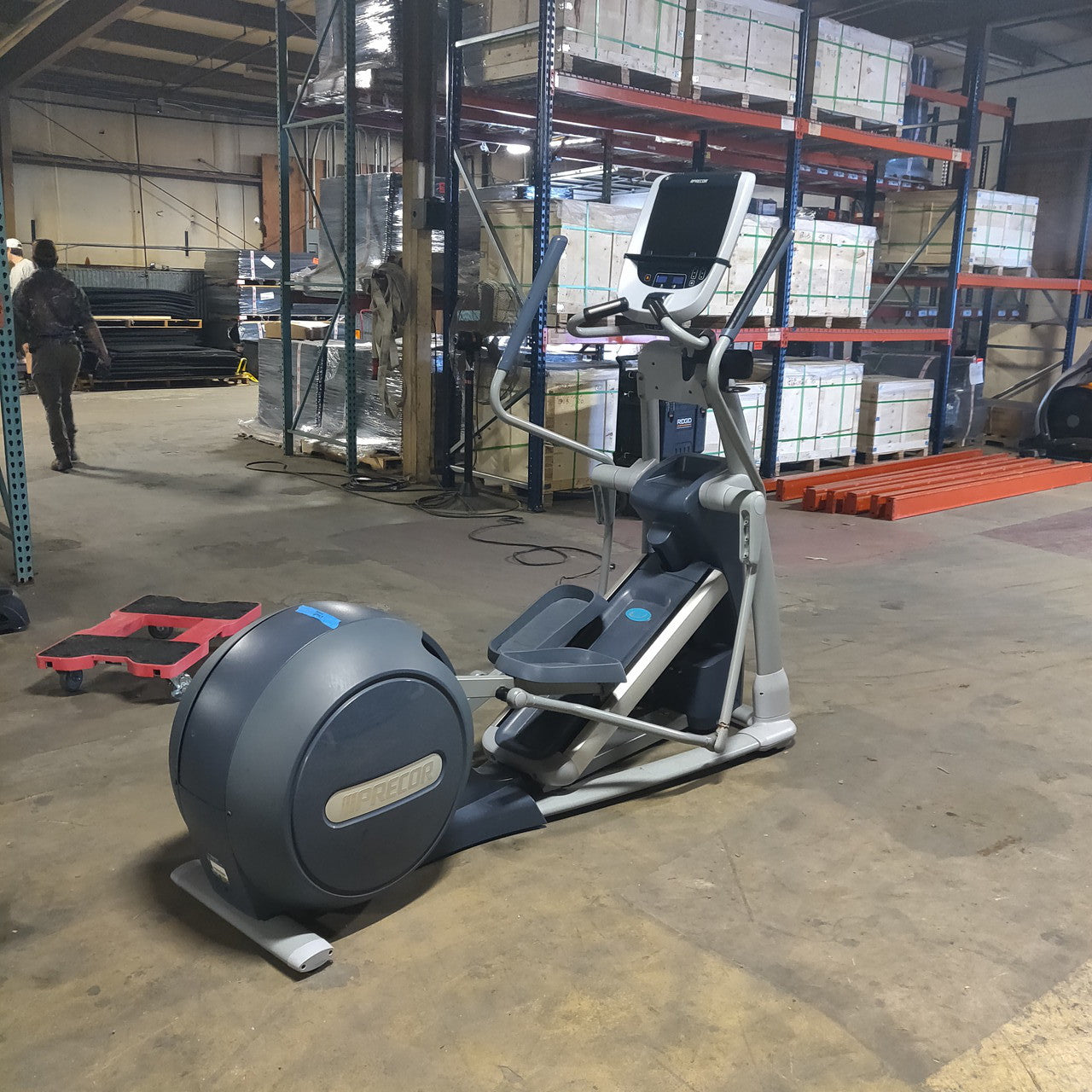 Precor EFX 885 Elliptical Crosstrainer w/ p80 Console