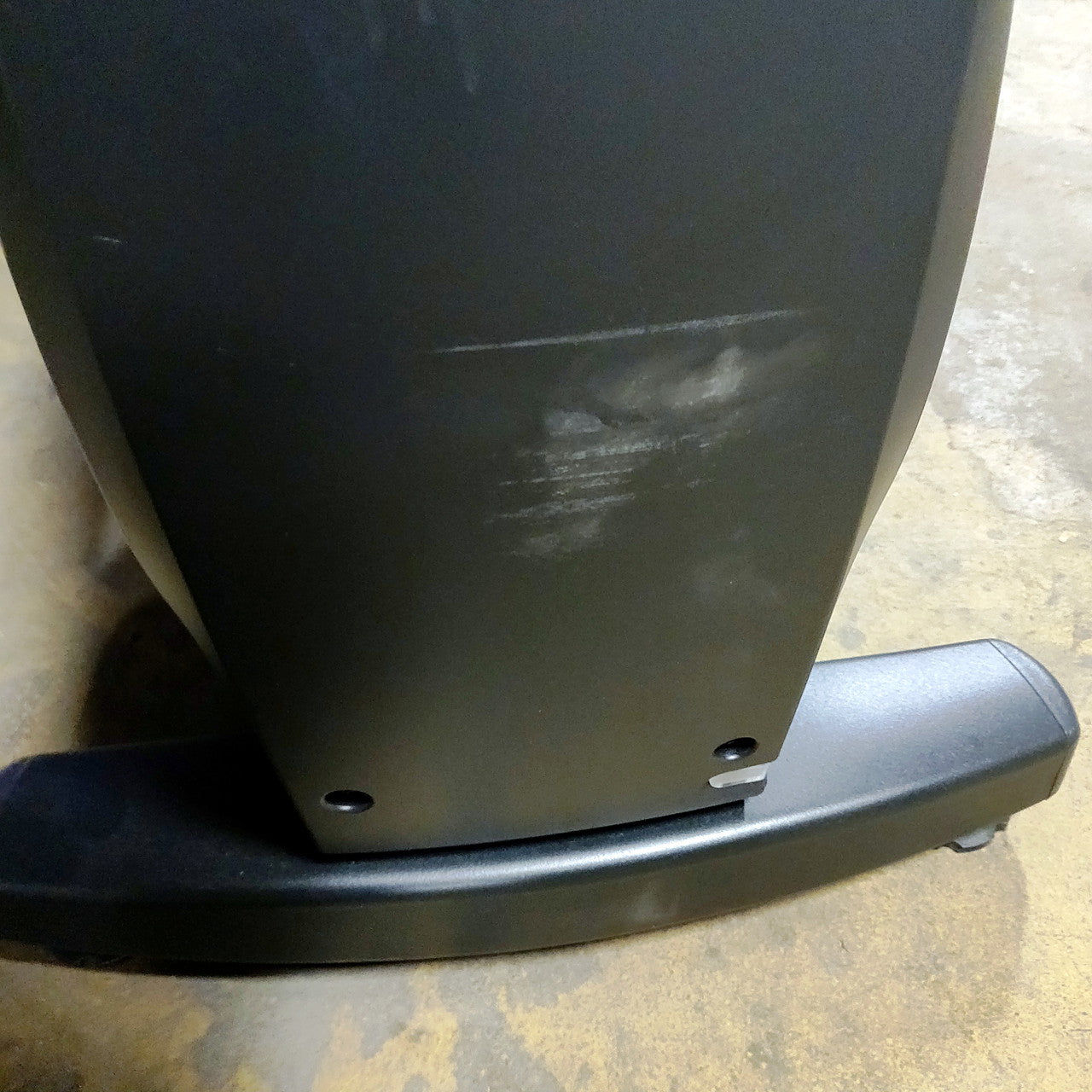 Precor EFX 885 Elliptical w/Converging Crossramp + p82 Console