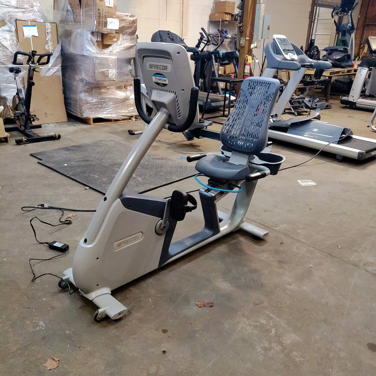 Precor RBK 885 Recumbent Bike w/ P80 Console