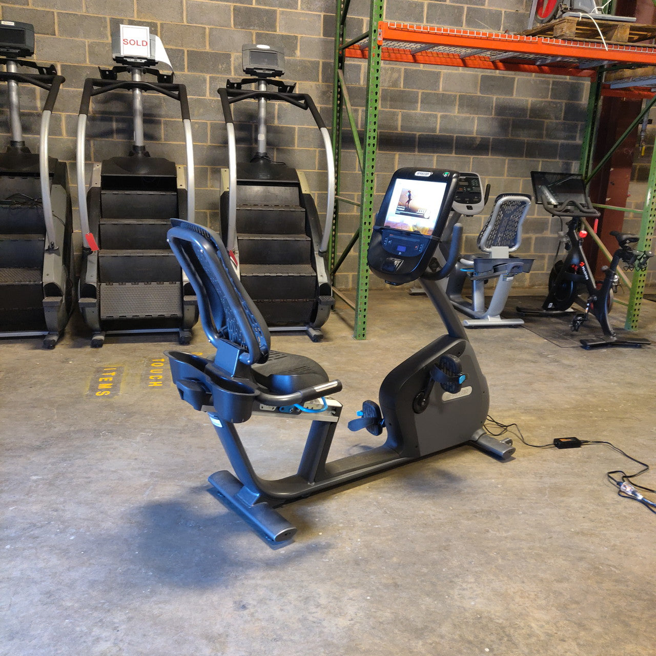 Precor RBK 885 Recumbent Bike w/ P82 Console