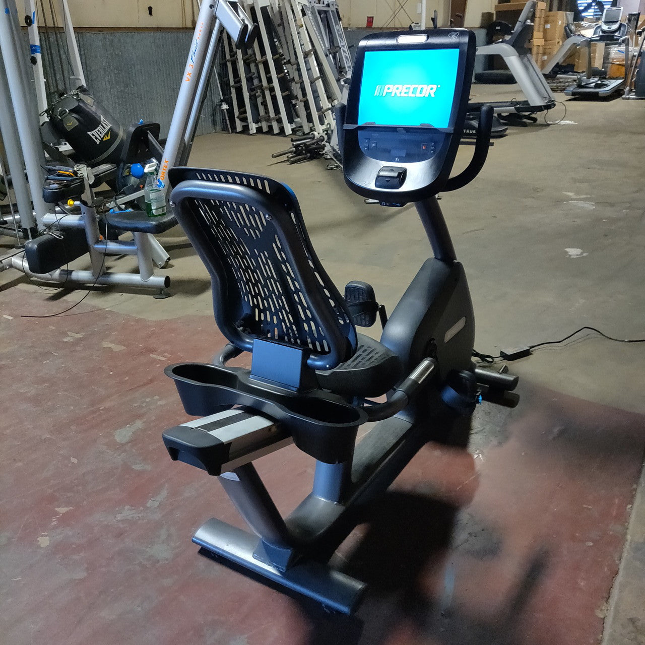 Precor RBK 885 Recumbent Bike w/ P82 Console