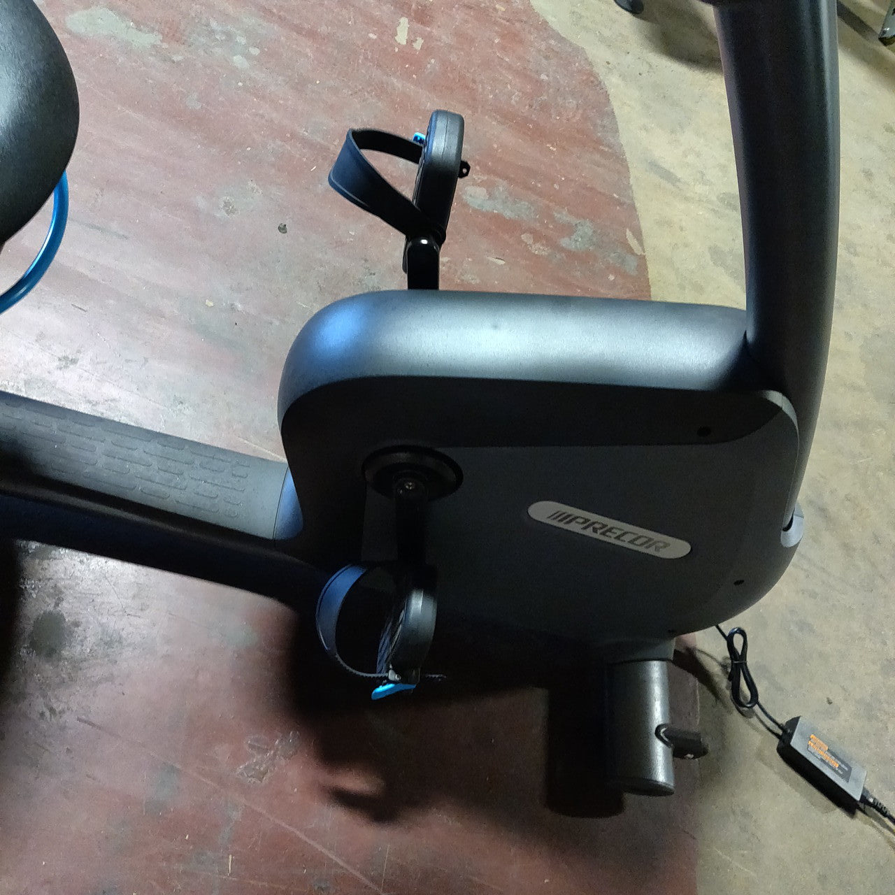 Precor RBK 885 Recumbent Bike w/ P82 Console