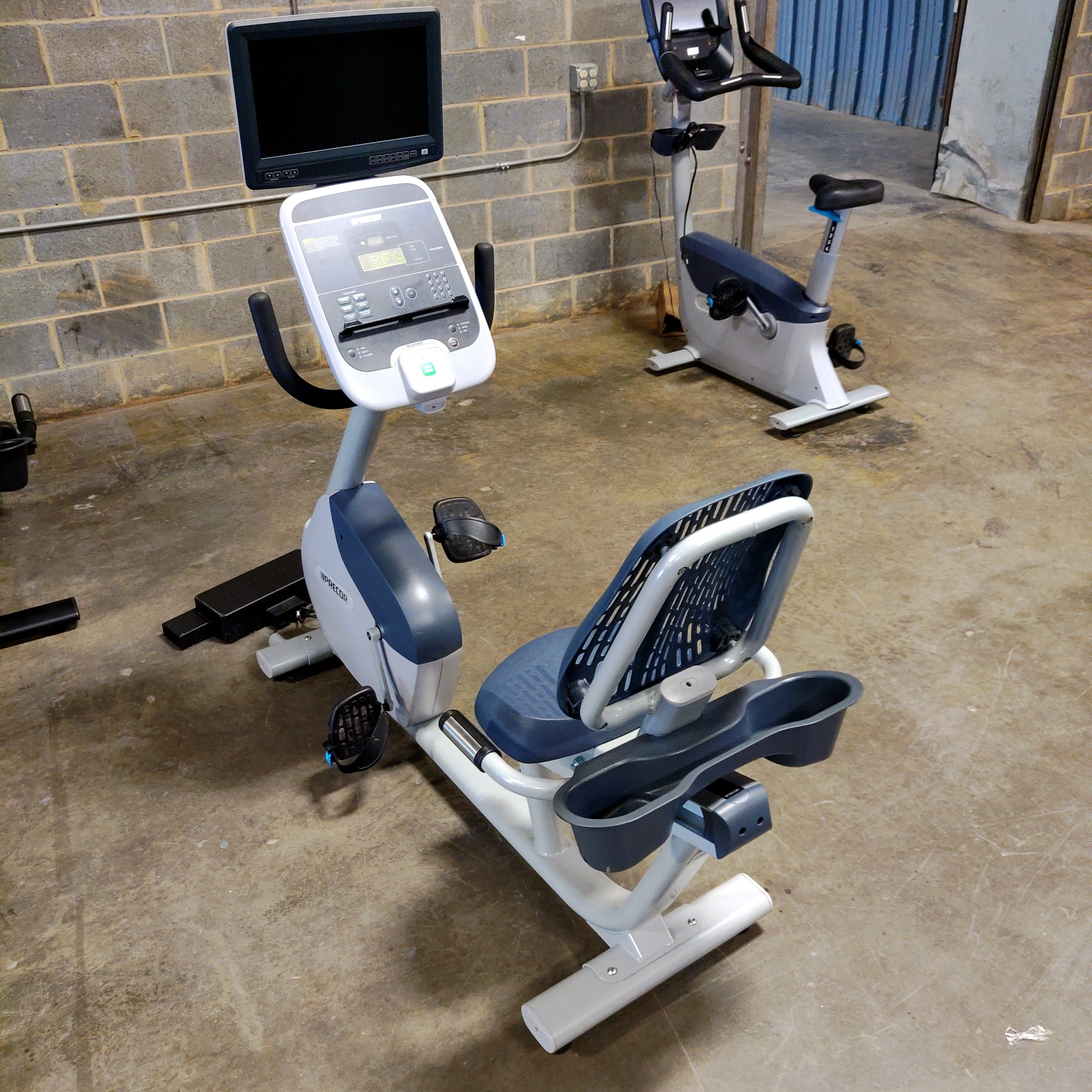 Precor RBK 615 Recumbent Bike