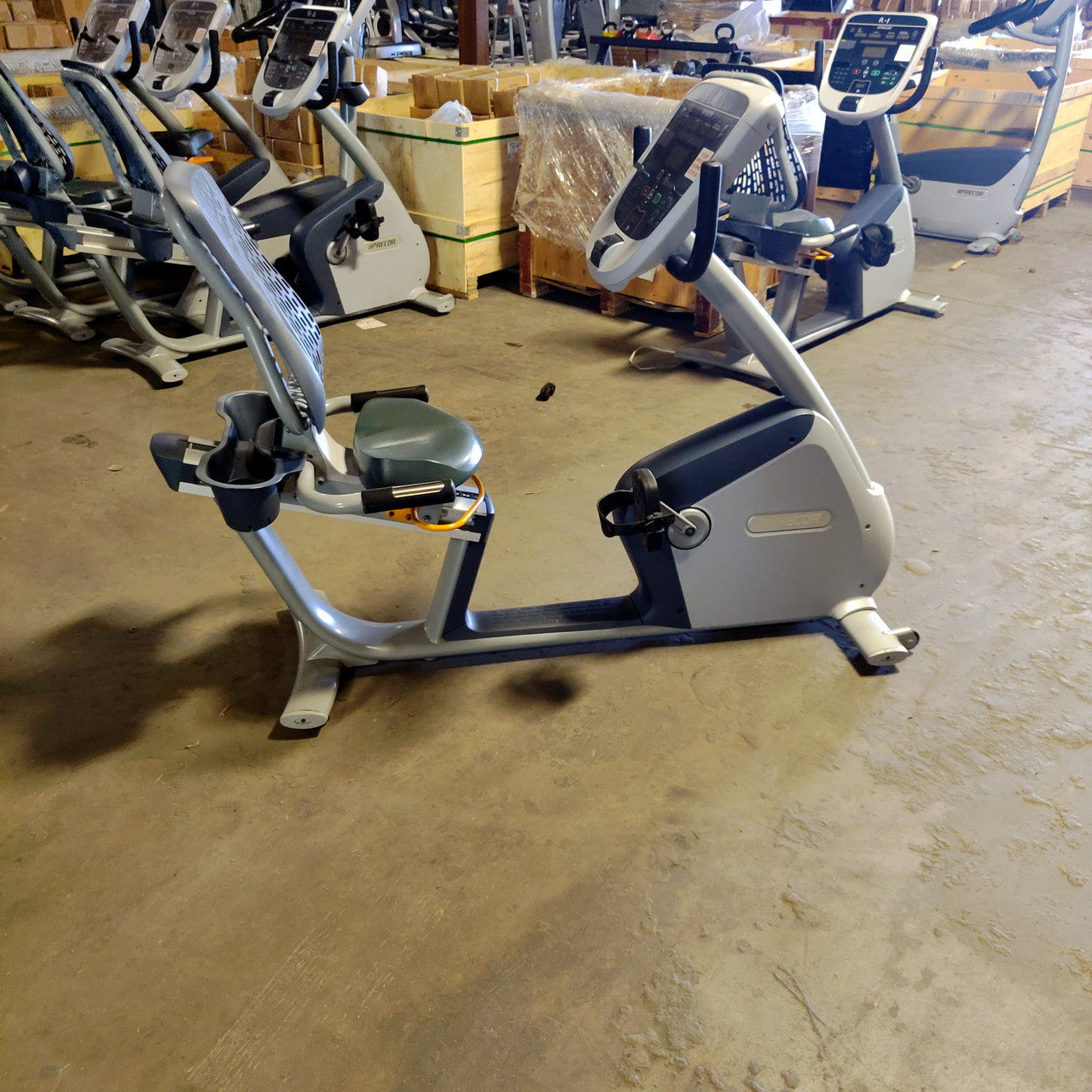 Precor Recumbent Bike RBK 885/845/835/825/815 Commercial Grade Precor Recumbent Bike RBK 885/845/835/825/815 Commercial Grade