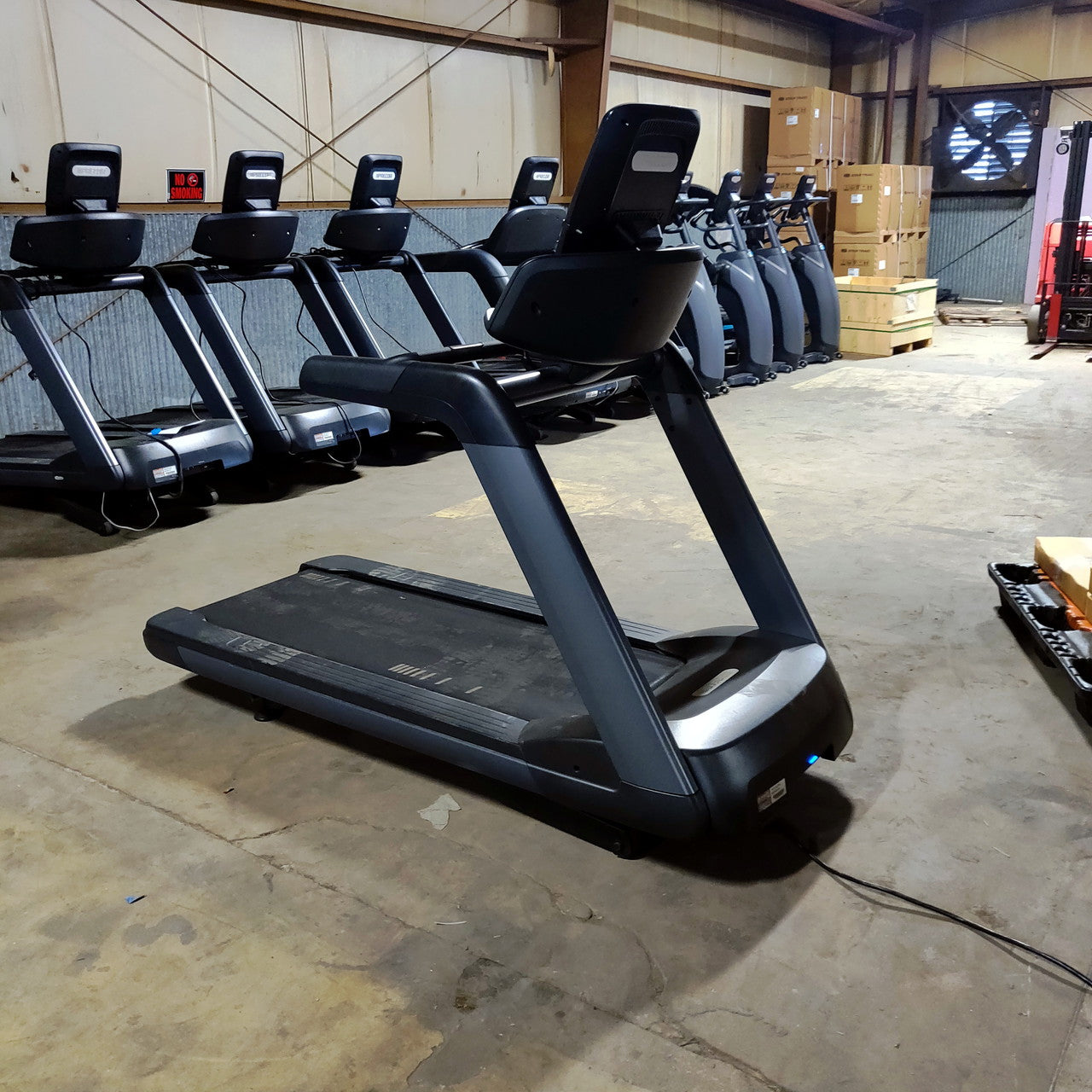 Precor TRM 781 Treadmill with P82 Console