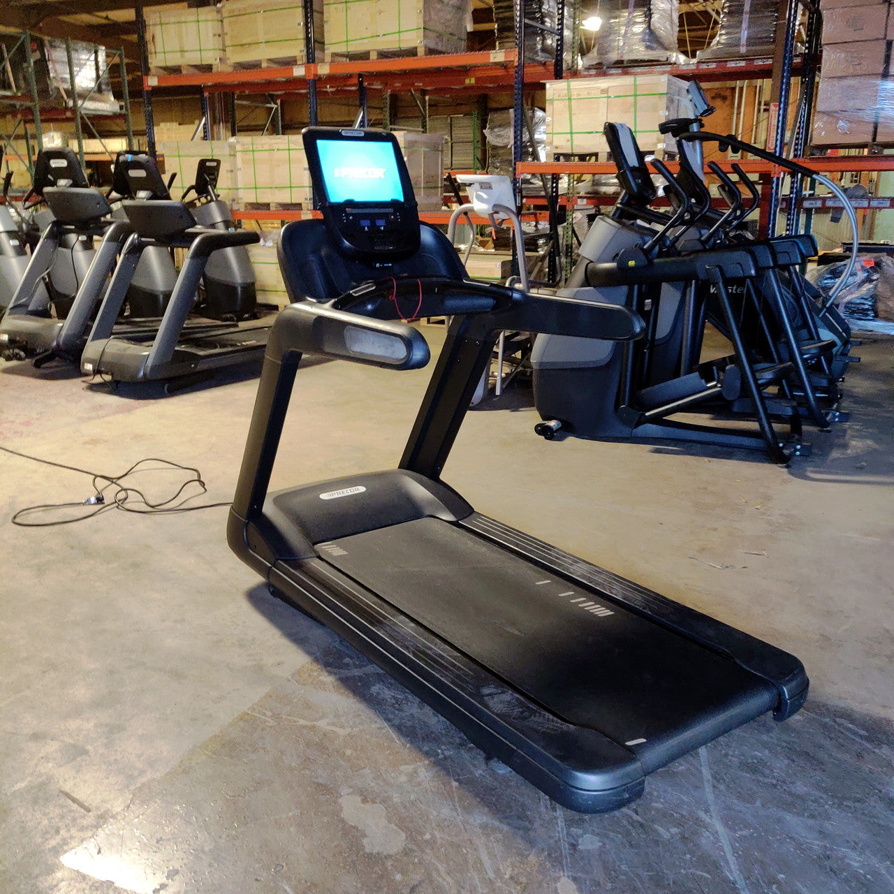 Precor TRM 885 Treadmill w/P82 Console