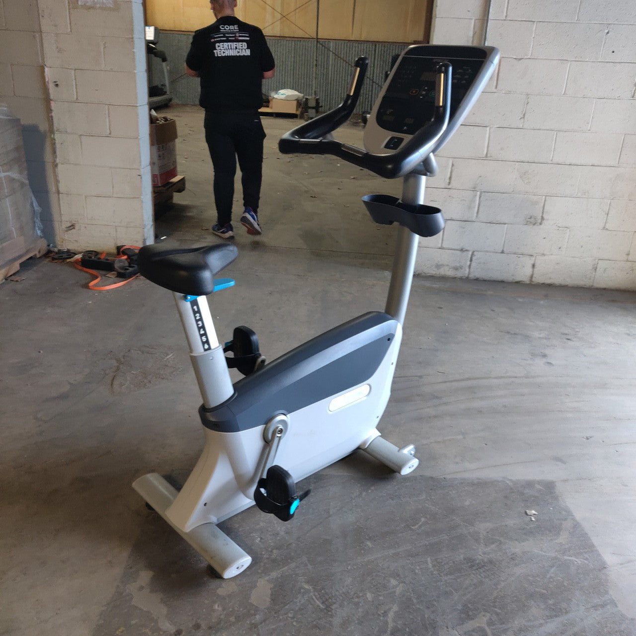 Precor UBK 815 Upright Bike w/P10 Console Order #15300