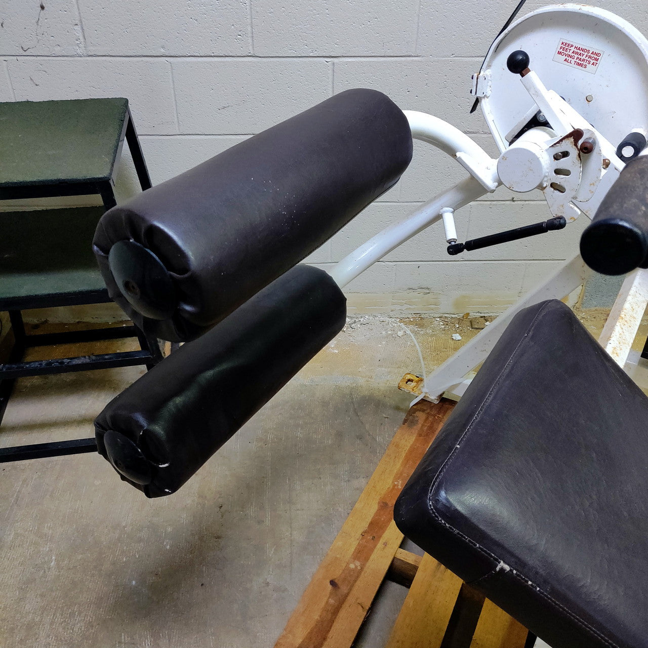 RARE Bodymasters Seated Leg Curl MD118