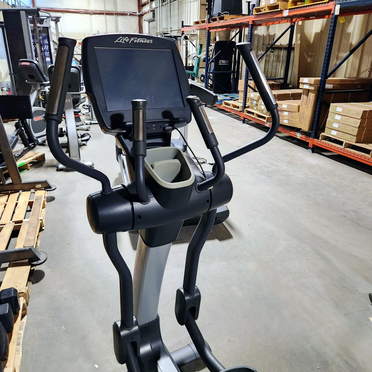 Life Fitness 95X Elliptical with Engage Console