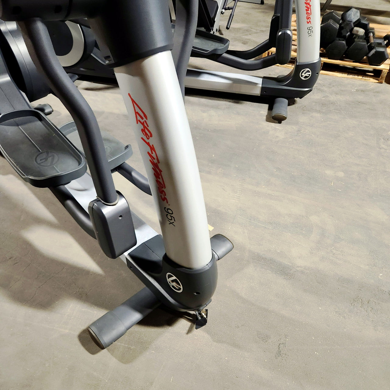 Life Fitness 95X Elliptical with Engage Console