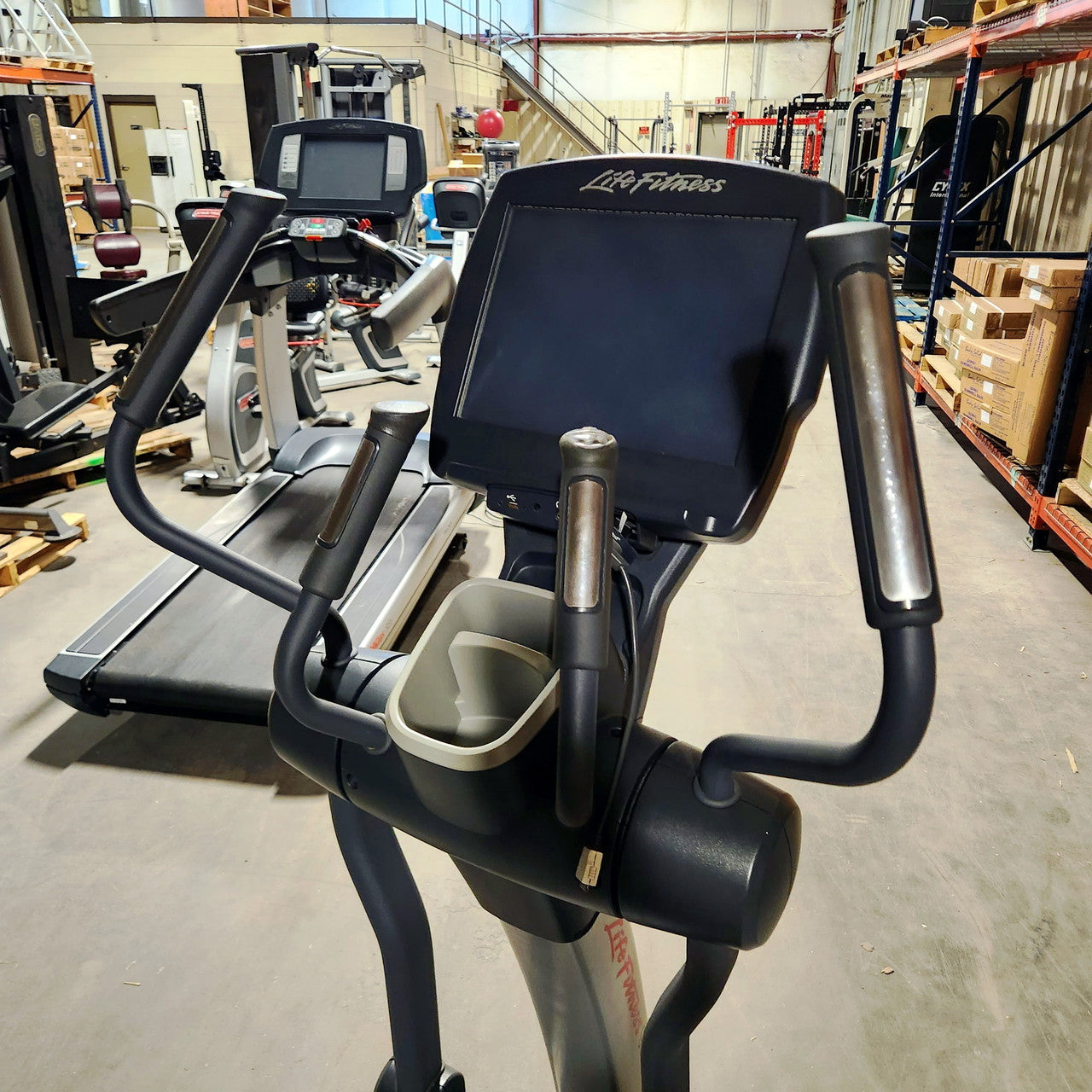 Life Fitness 95X Elliptical with Engage Console
