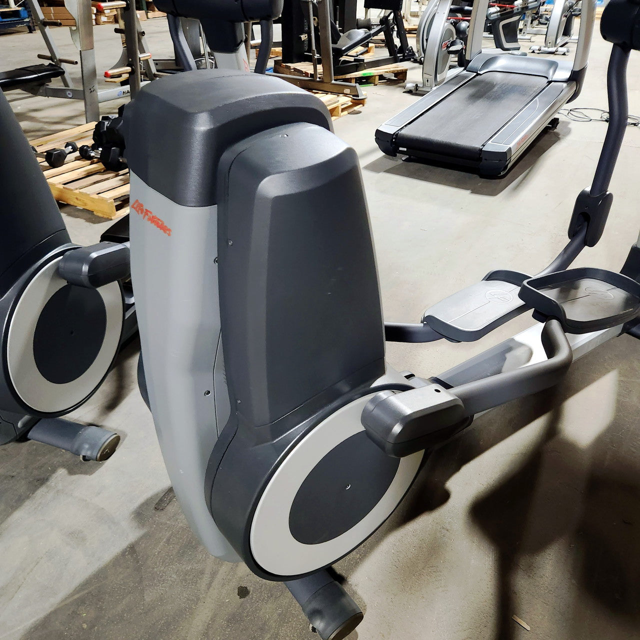 Life Fitness 95X Elliptical with Engage Console