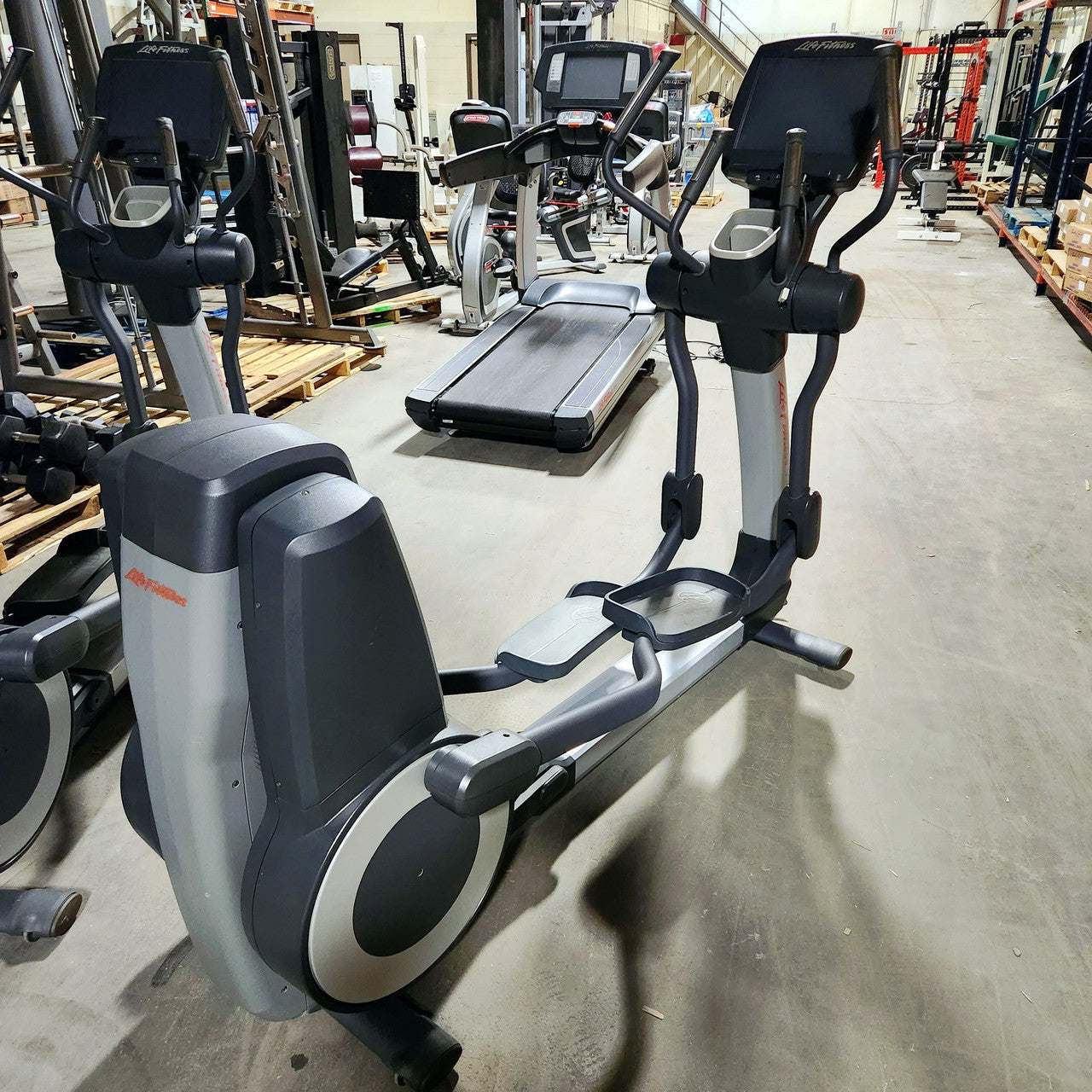 Life Fitness 95X Elliptical with Engage Console