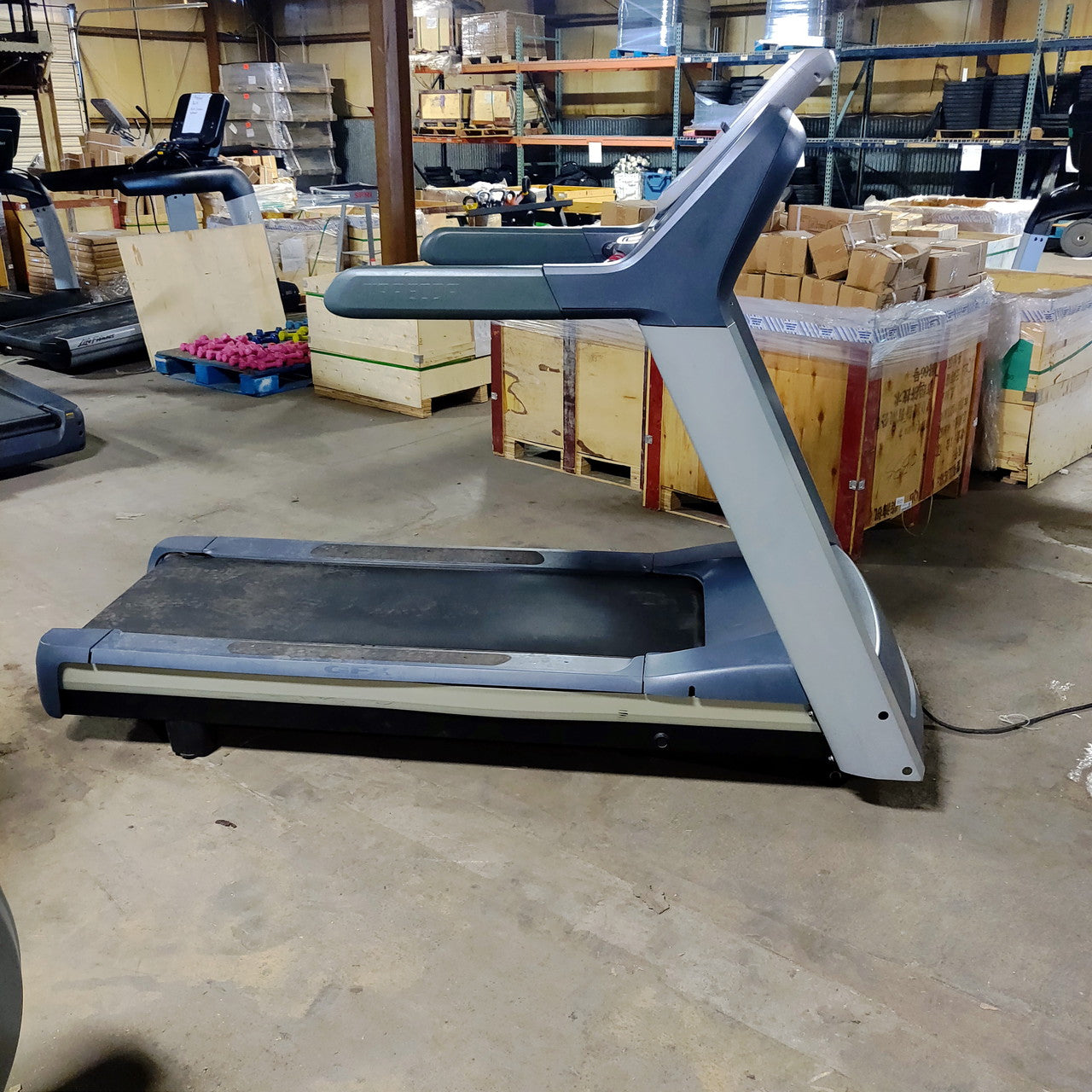 Refurbished Precor TRM Treadmill Commercial Grade 885/833/811