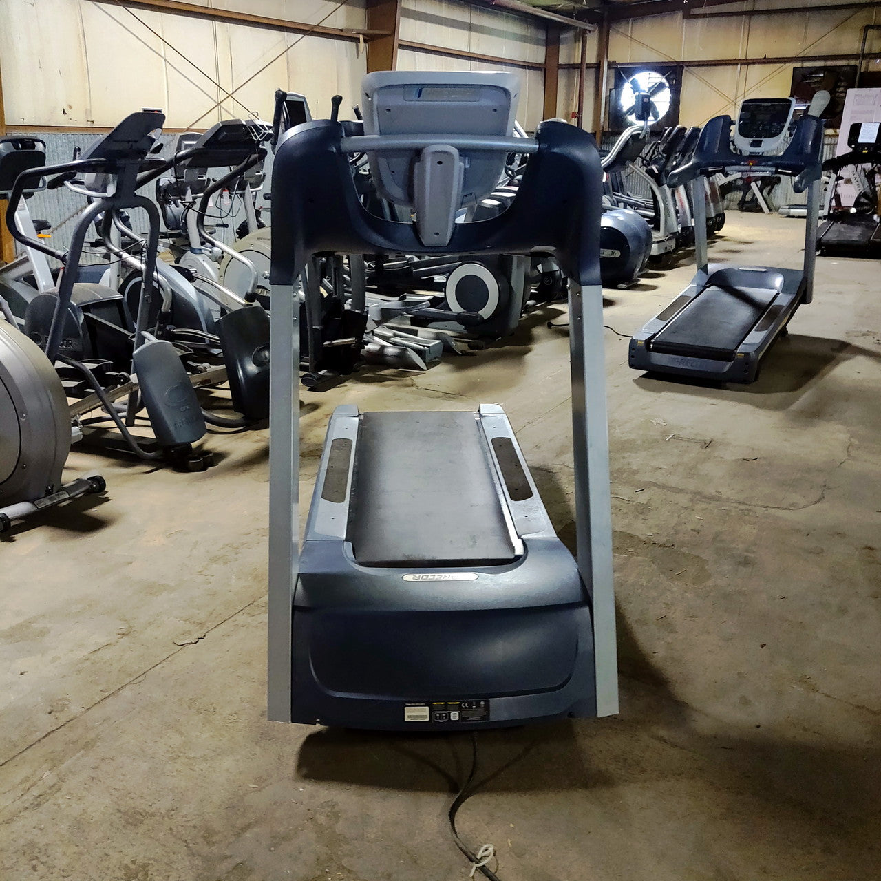 Refurbished Precor TRM Treadmill Commercial Grade 885/833/811