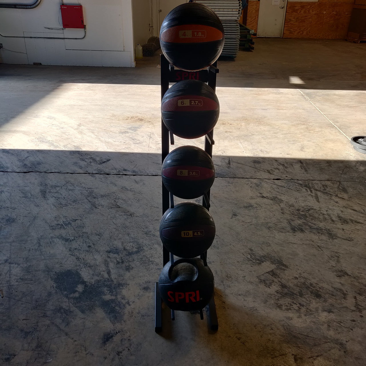 SPRI Medicine Ball Set with Storage