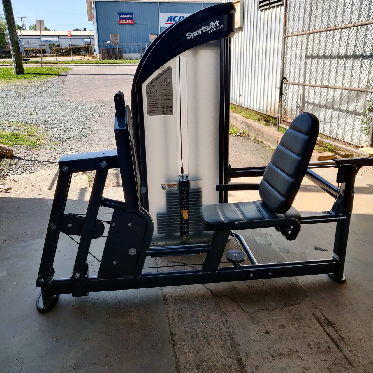 SportsArt DF-301 Leg Press/Calf Extension