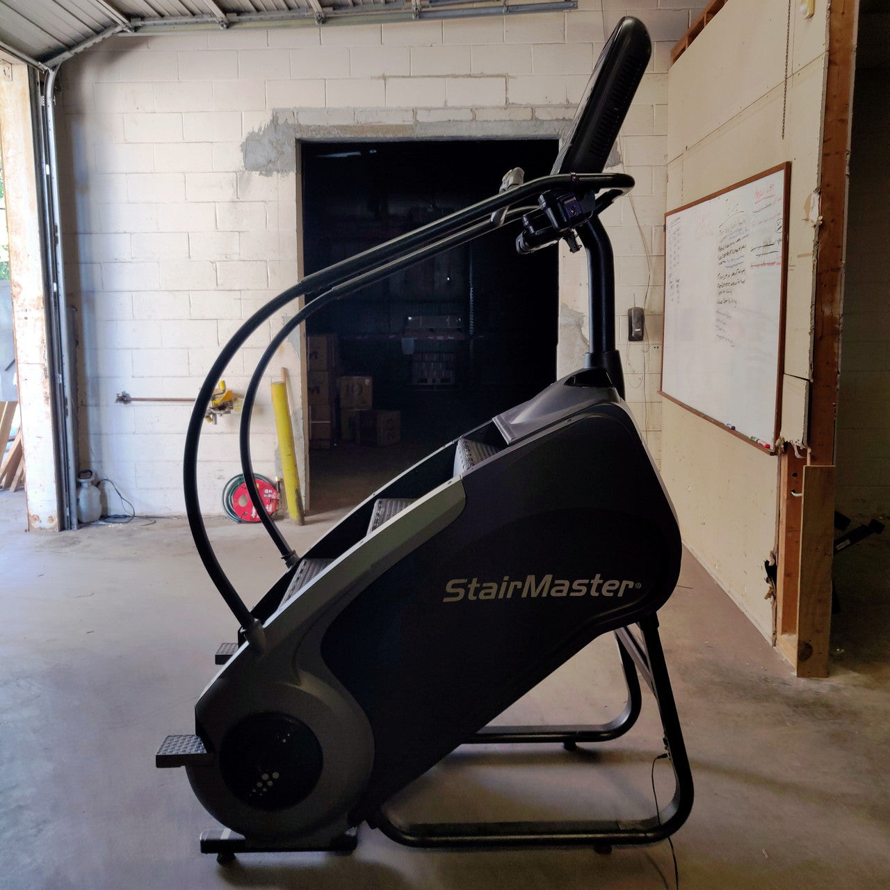 Stairmaster 8 Series Gauntlet Stairclimber Stepper Commercial Grade