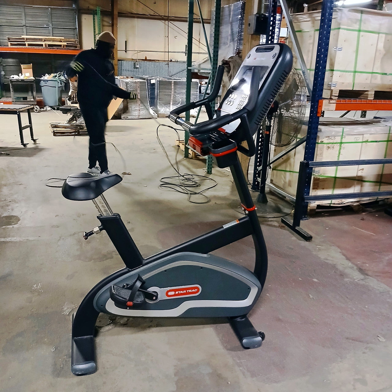 Star Trac 8UB Upright Bike with LCD Console