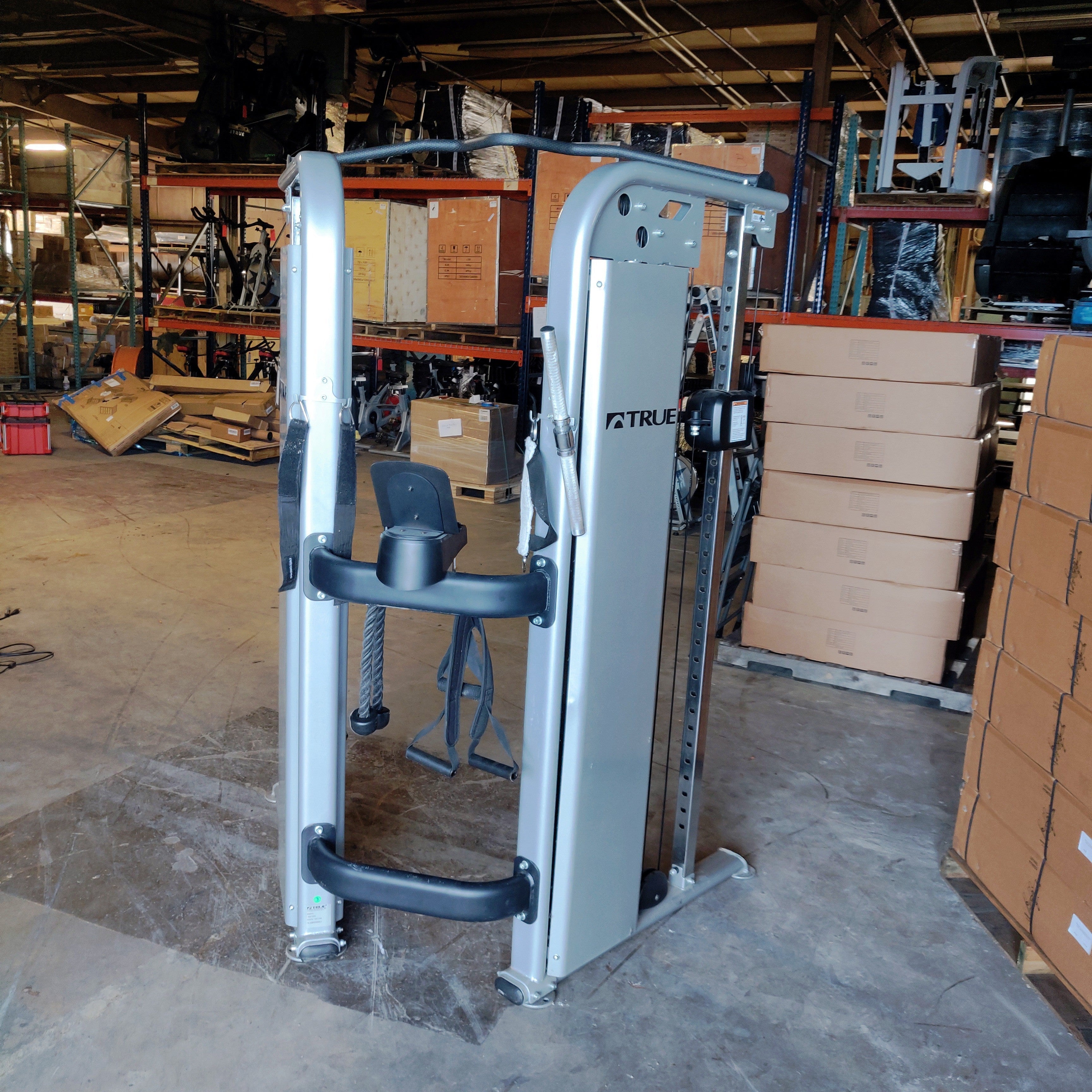 TRUE Fitness Functional Trainer SM-1000 Model with Attachments