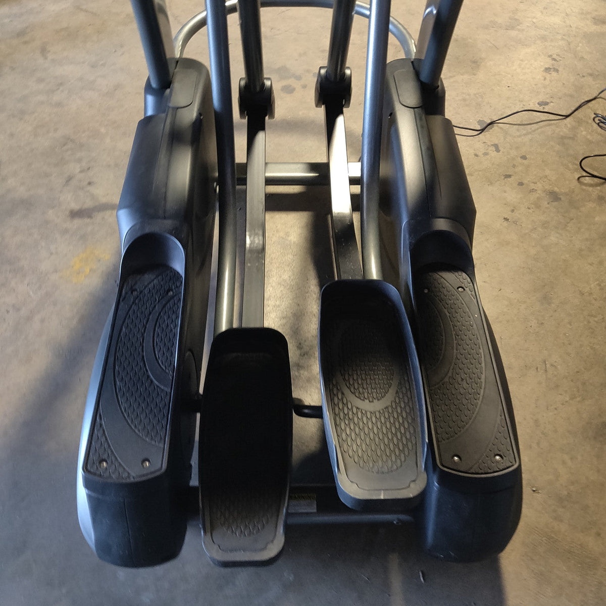 TRUE XC400 Elliptical Trainer