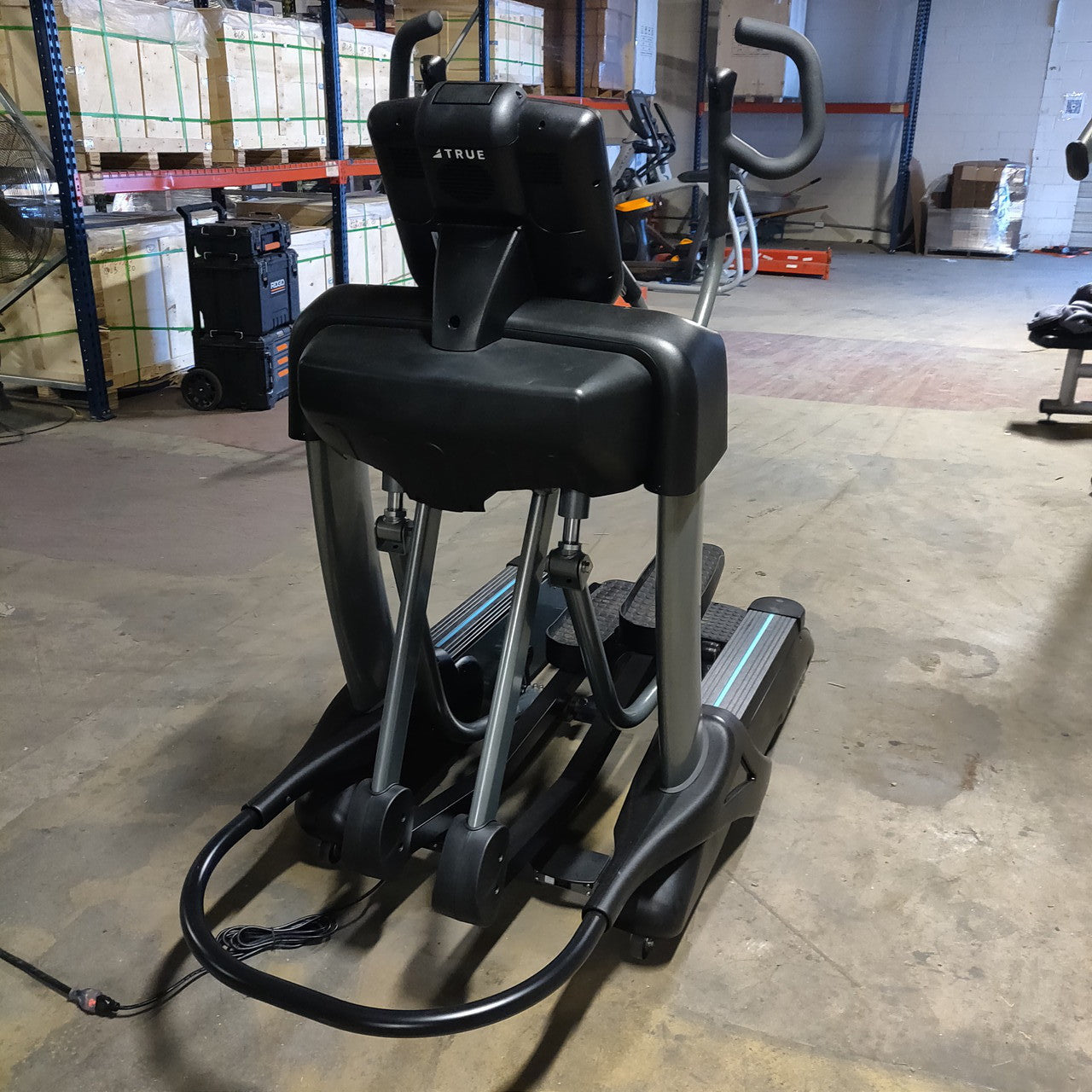 TRUE XS1000-19 Elliptical with Envision 16" Console