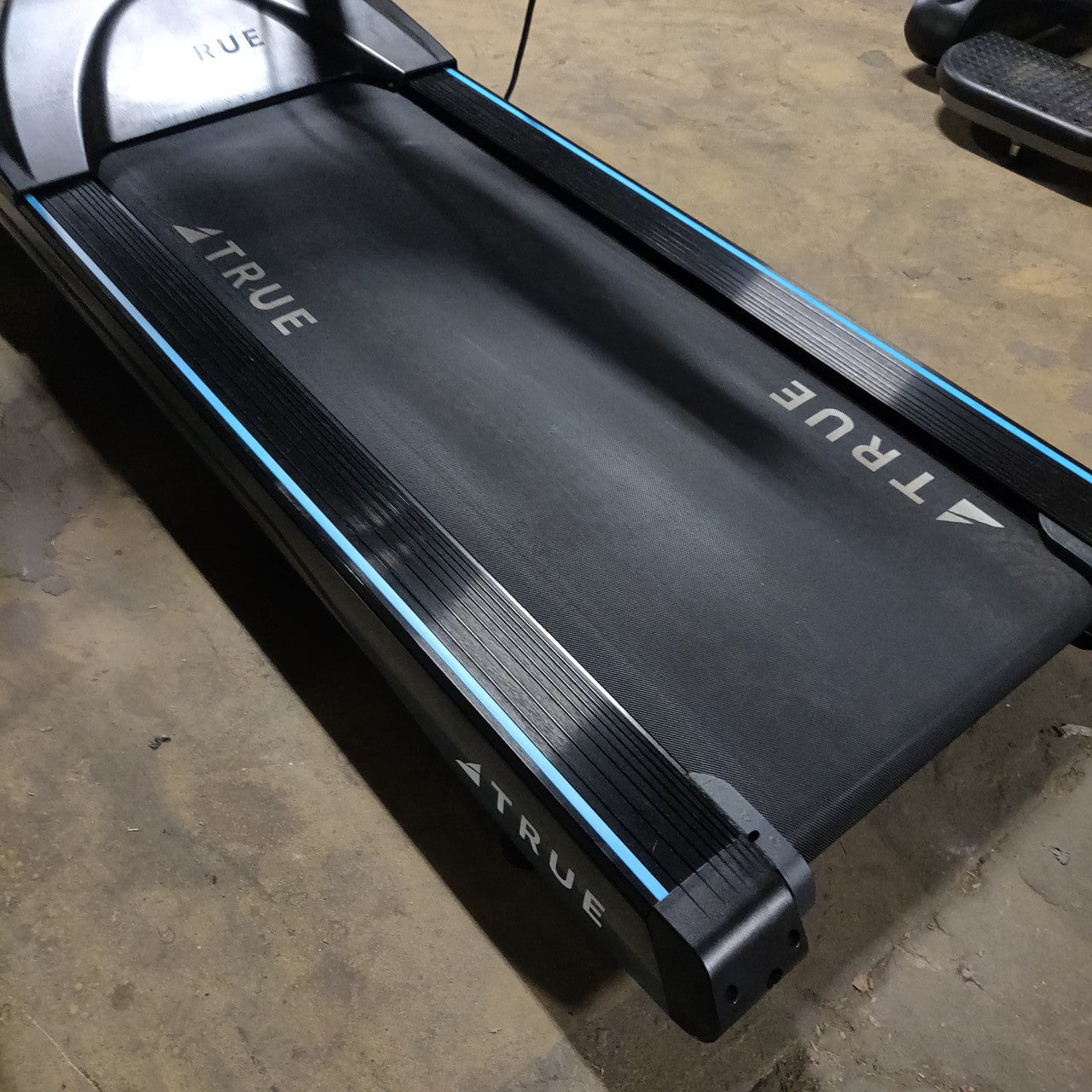 True Fitness TC900 Treadmill w/Envision Console