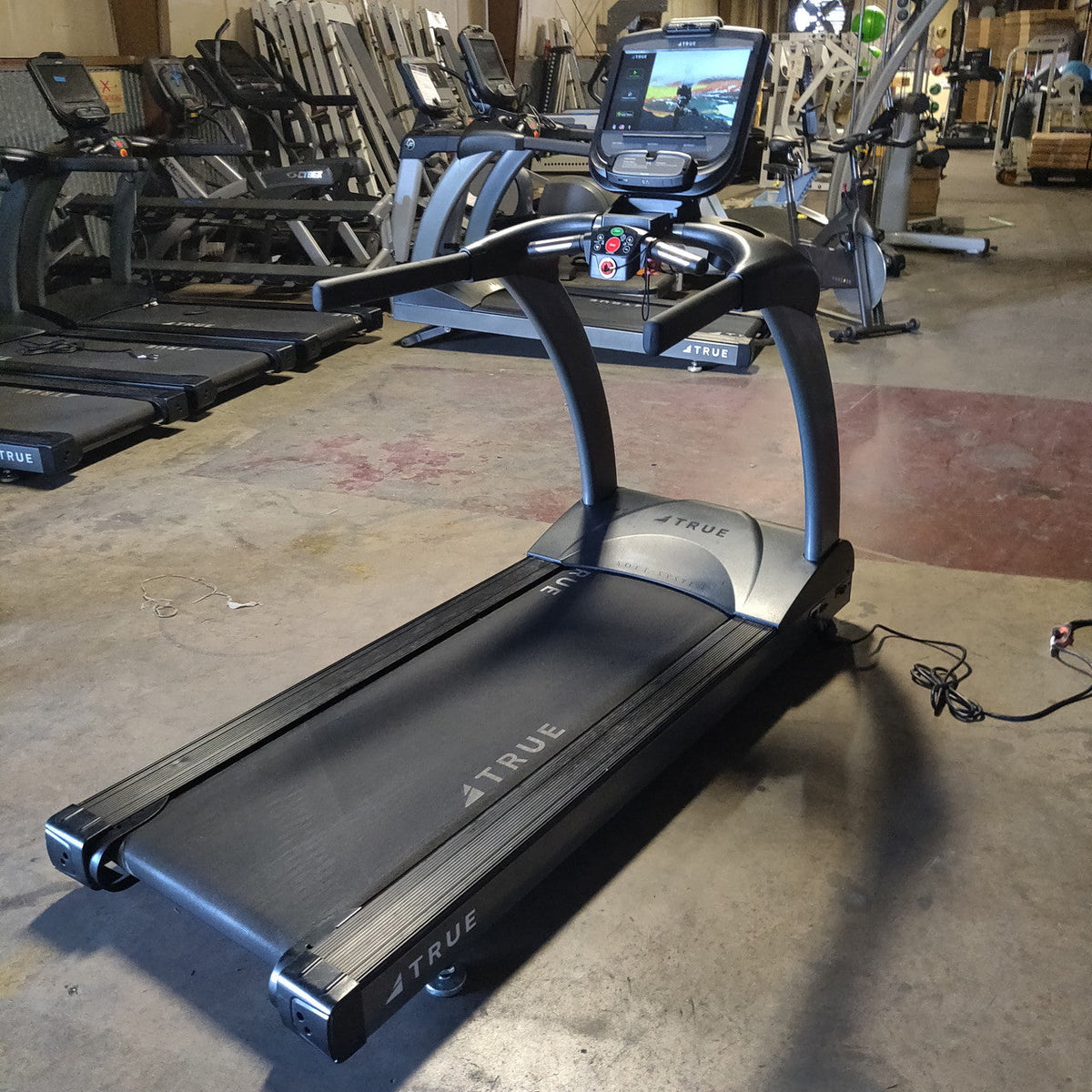 True TC400-19 Treadmill w/ LED Console