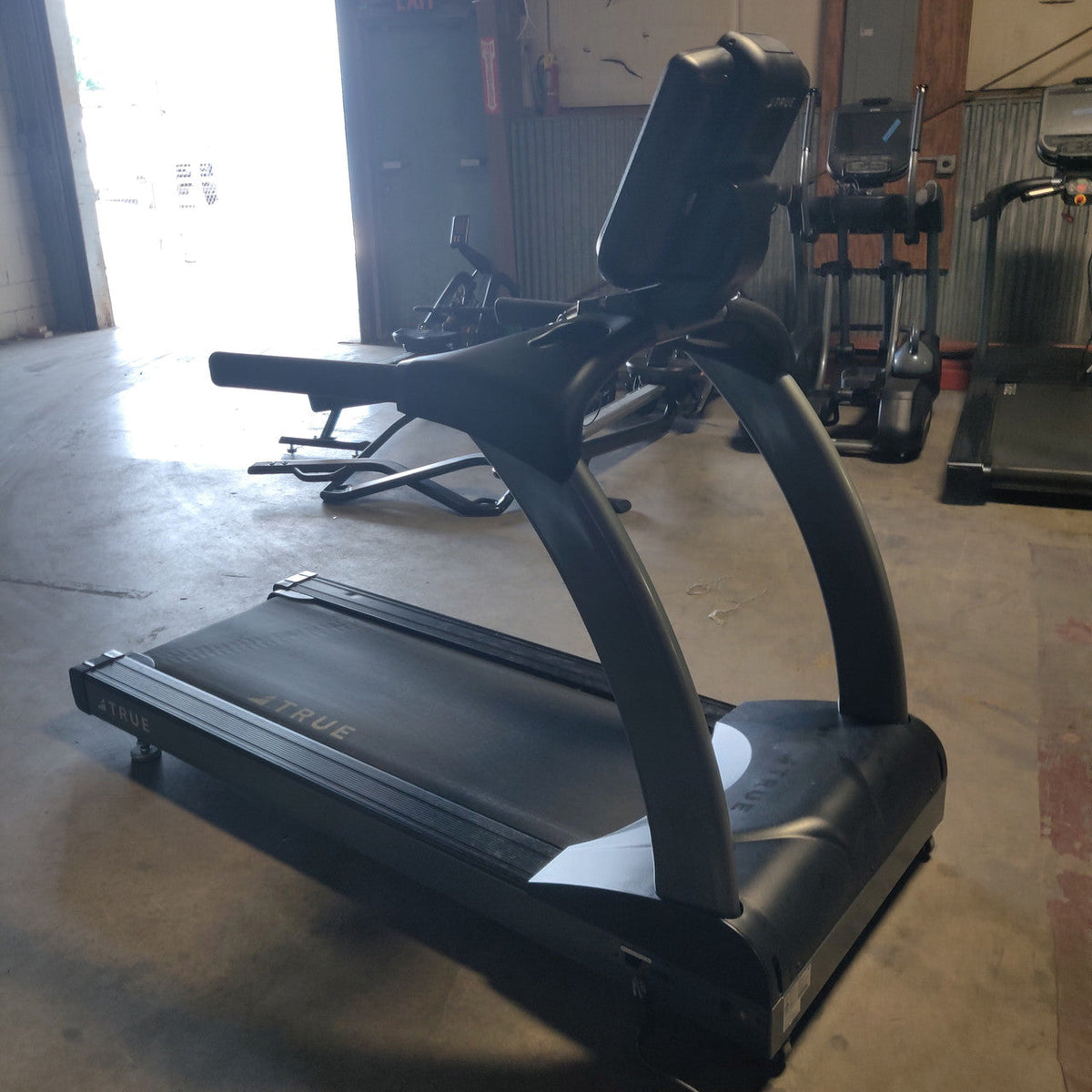 True TC400-19 Treadmill w/ LED Console