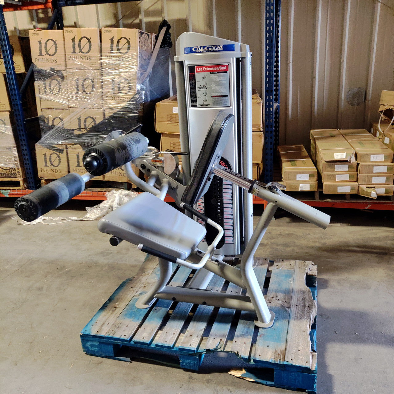 TuffStuff Leg Curl/Leg Extension Calgym Commercial Grade