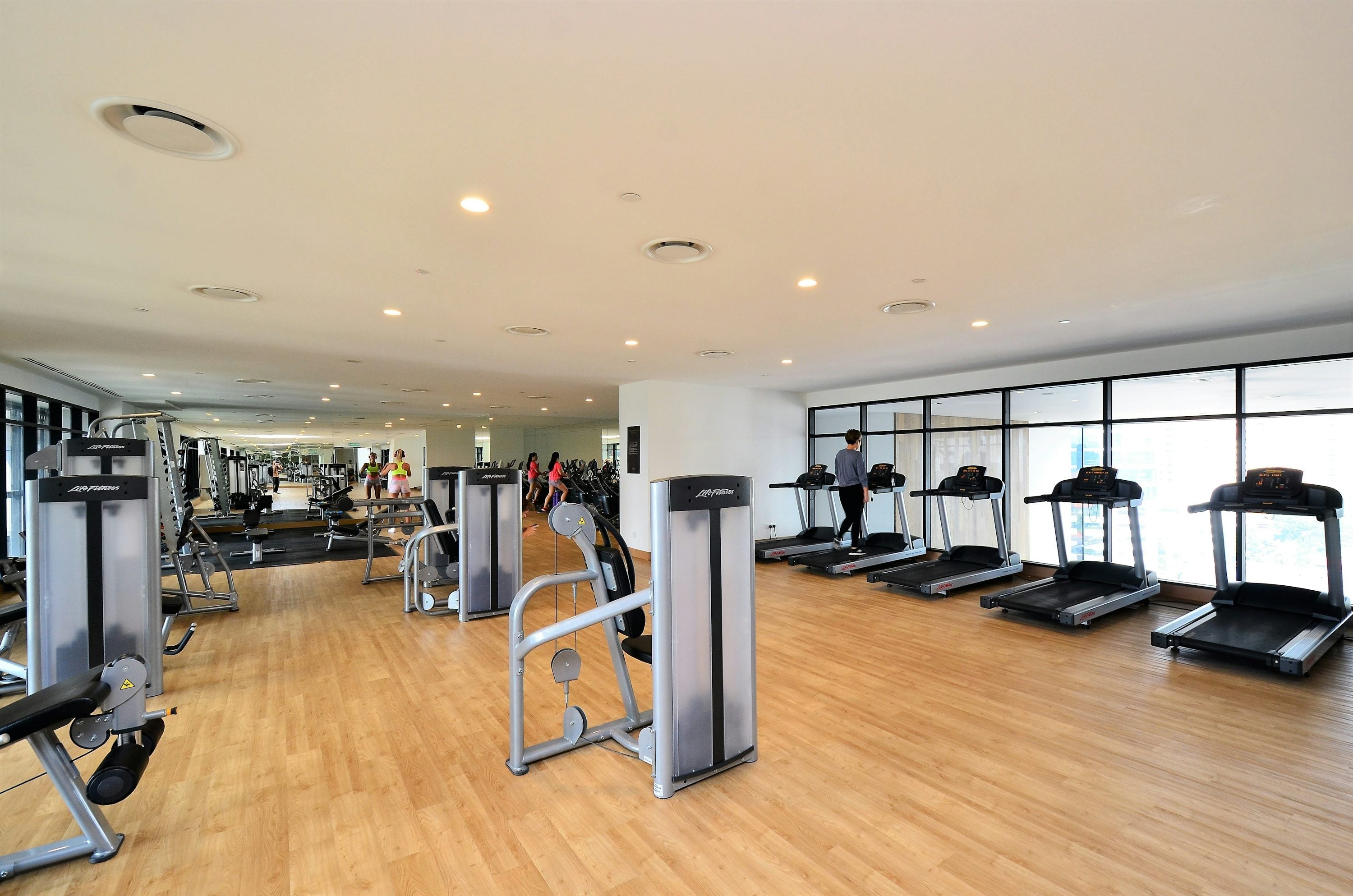 Top-10-Commercial-Gym-Equipment-Manufacturers