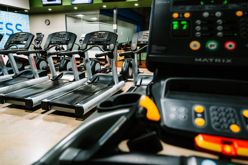 How to Buy a Commercial Treadmill or Elliptical