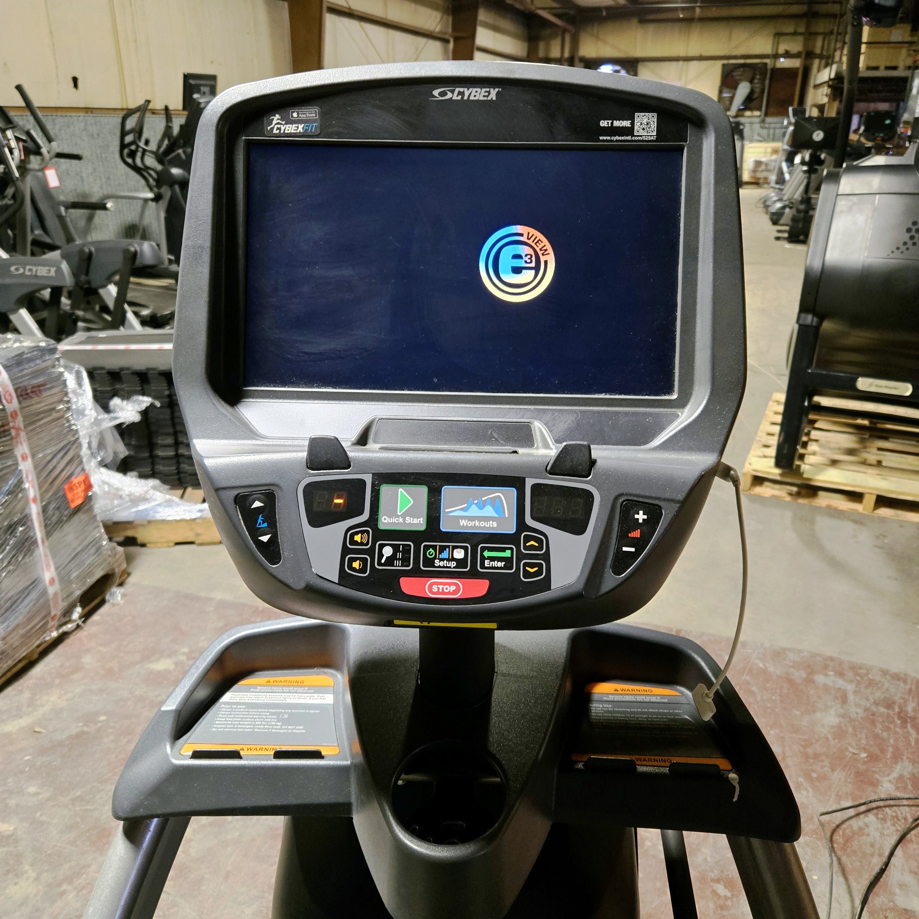 Cybex Arc Trainer 525AT Elliptical Crosstrainer