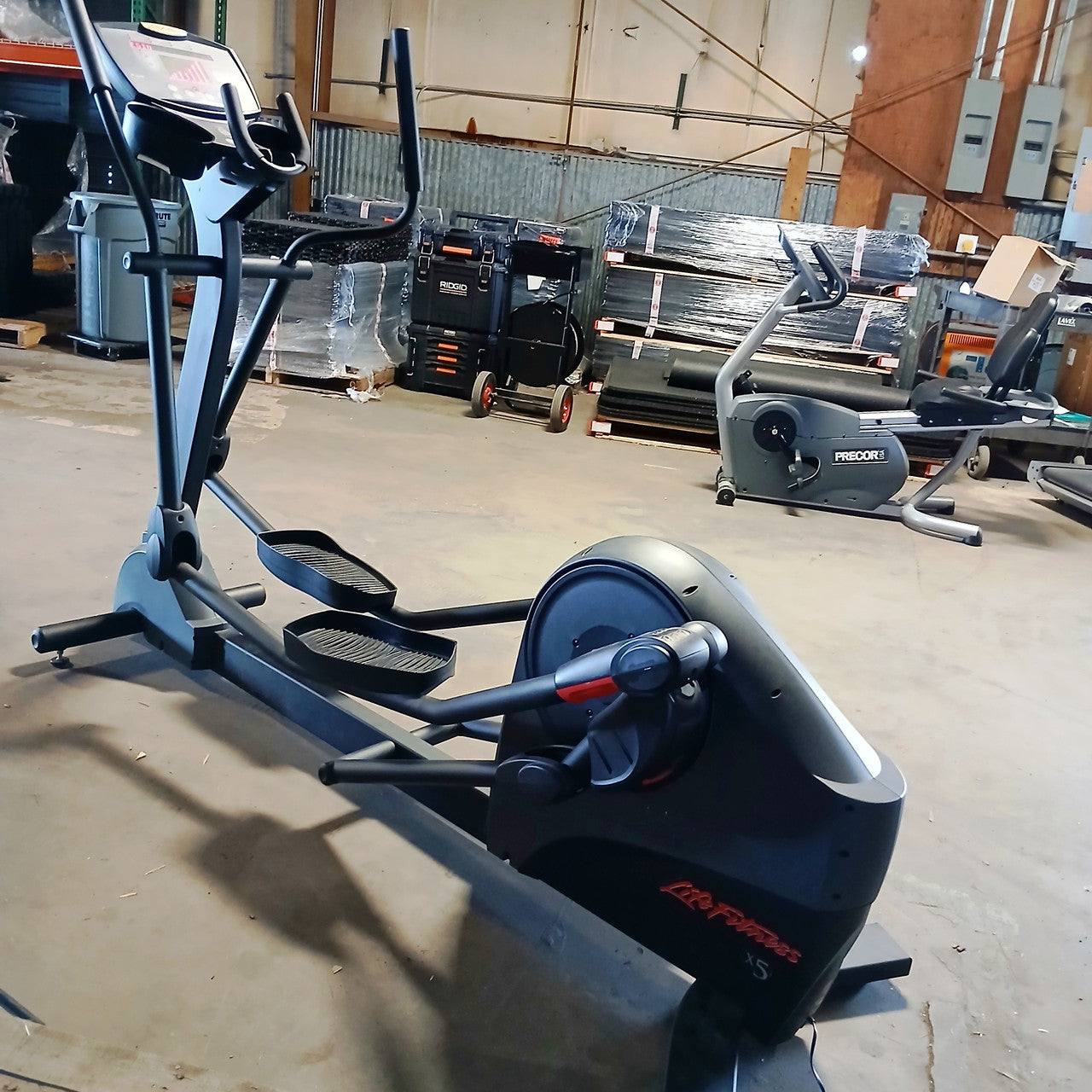 Life Fitness x5i Elliptical Cross-Trainer