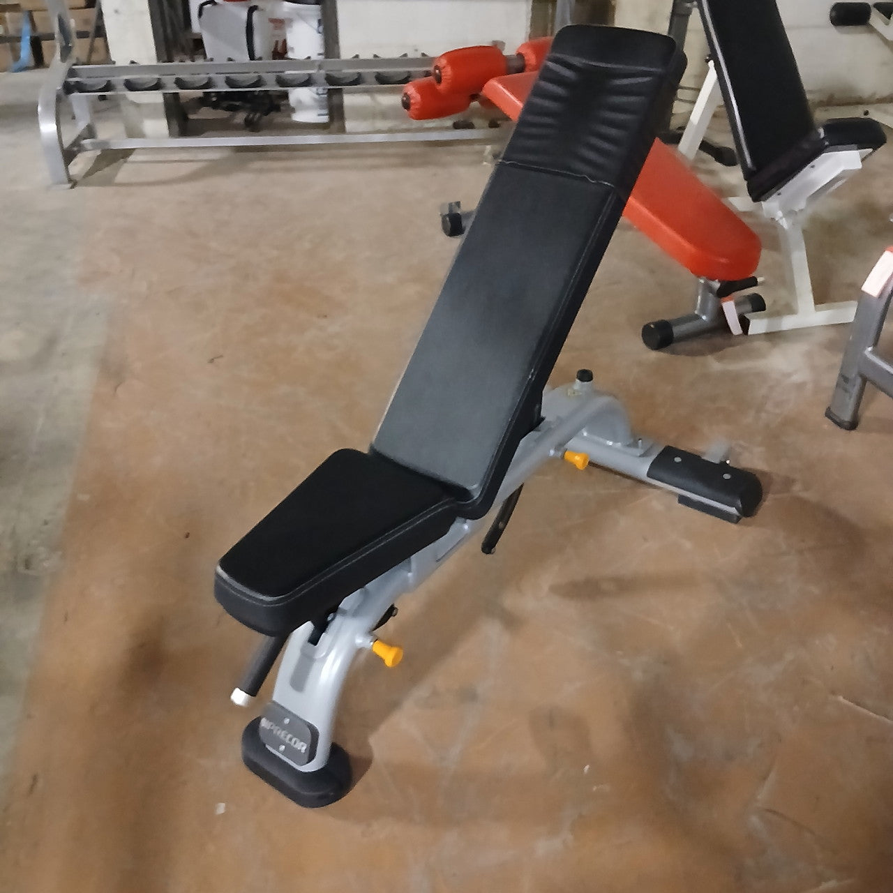 Precor VBR6117 Flat-Incline-Decline Bench