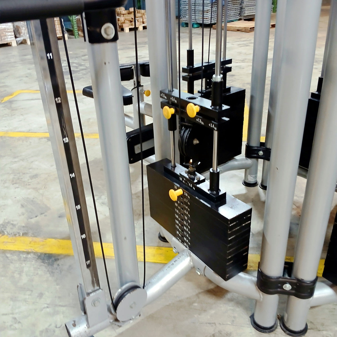 Classic Magnum  8-Stack Multi-Jungle with Pec Fly/Rear Delt